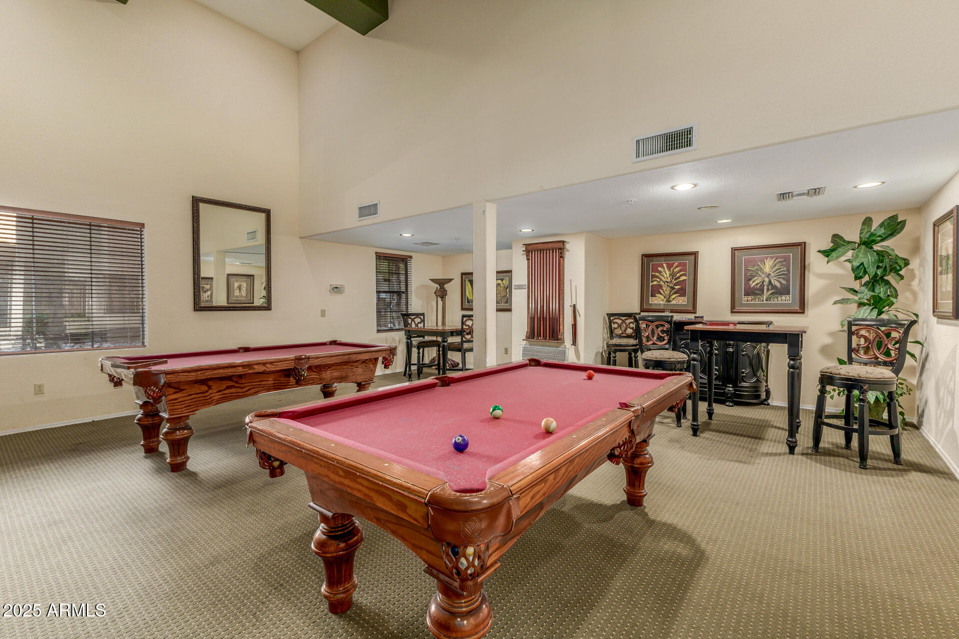 5302 E VAN BUREN Street 2015