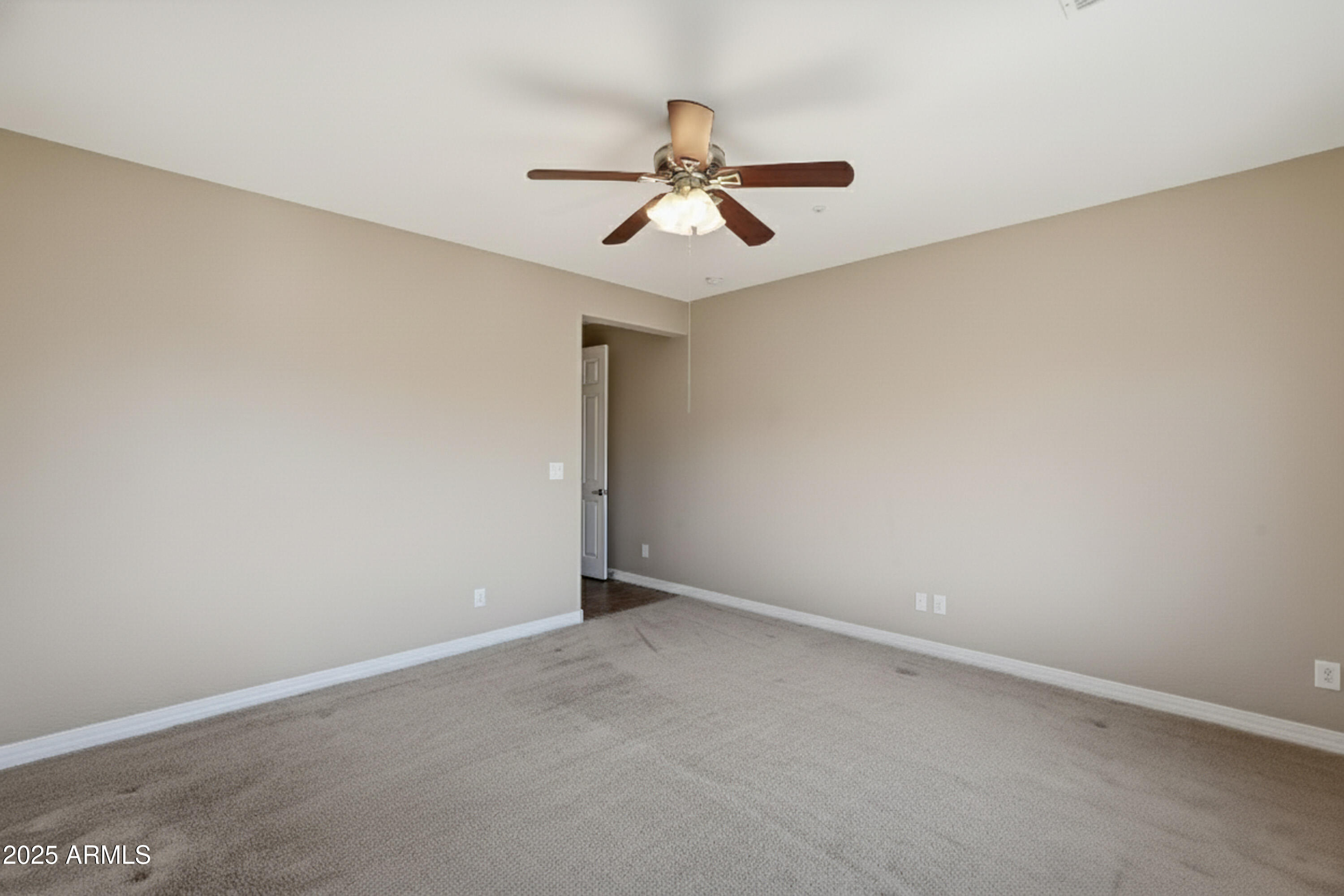 3377 E TIFFANY Court