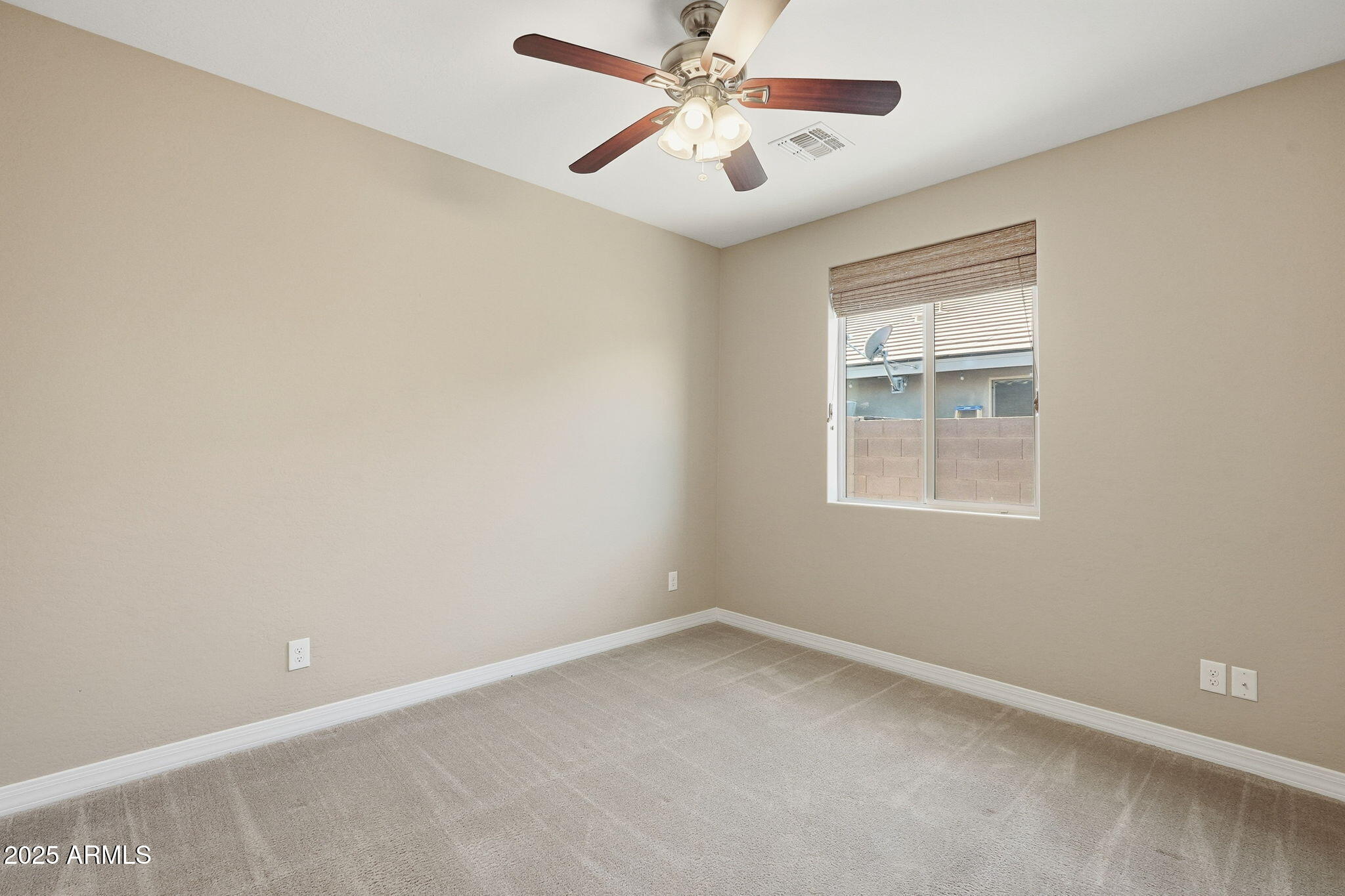 3377 E TIFFANY Court