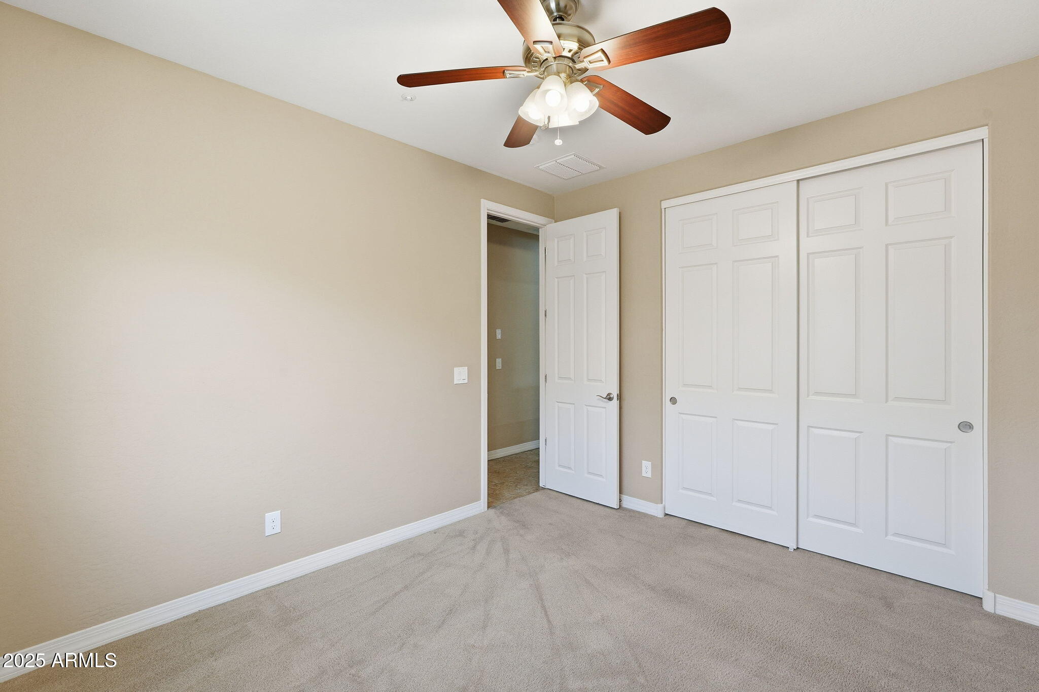 3377 E TIFFANY Court