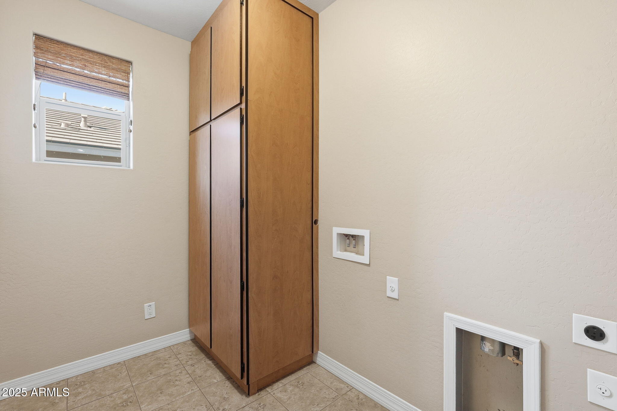 3377 E TIFFANY Court