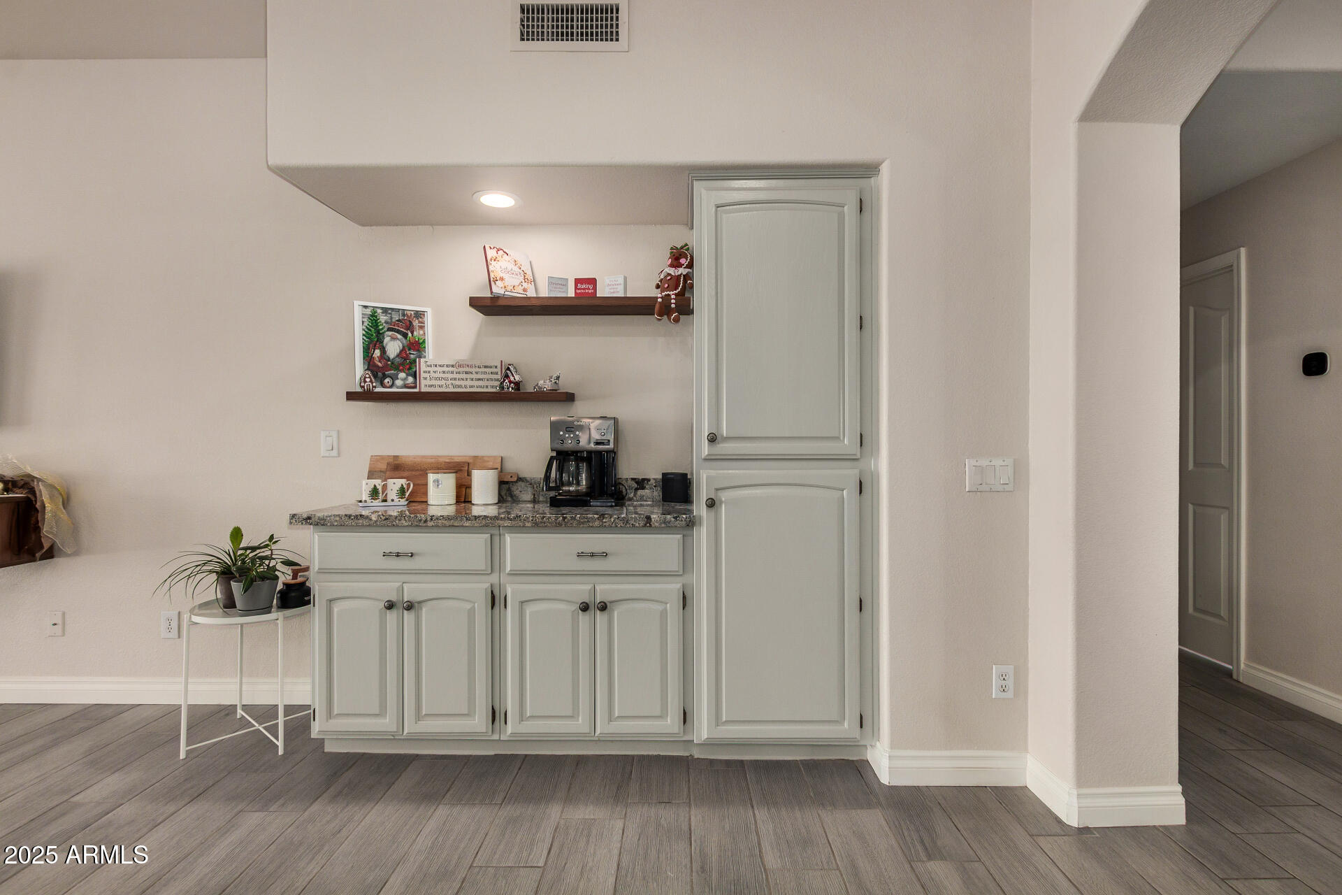 25236 S FLAME TREE Drive