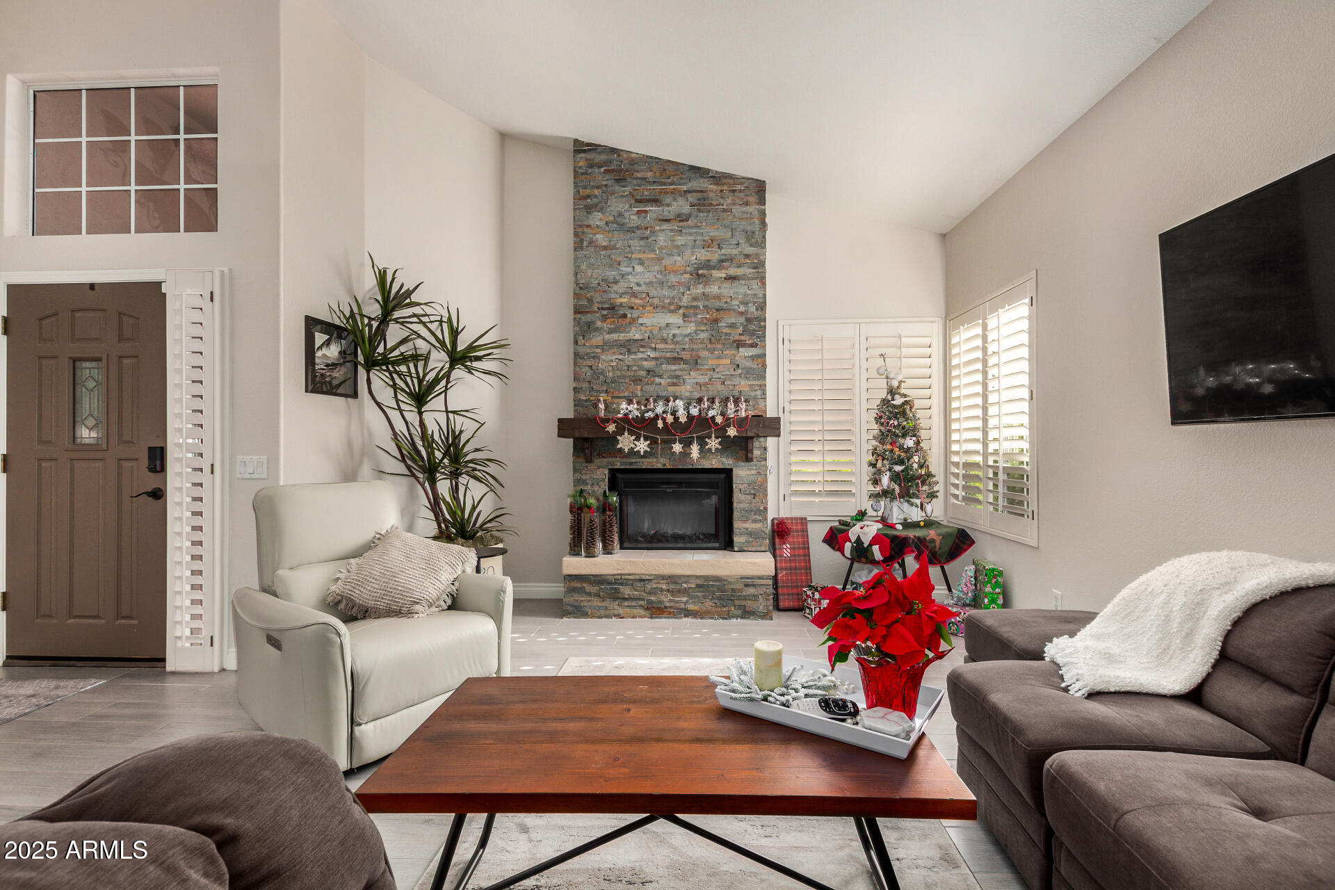 25236 S FLAME TREE Drive