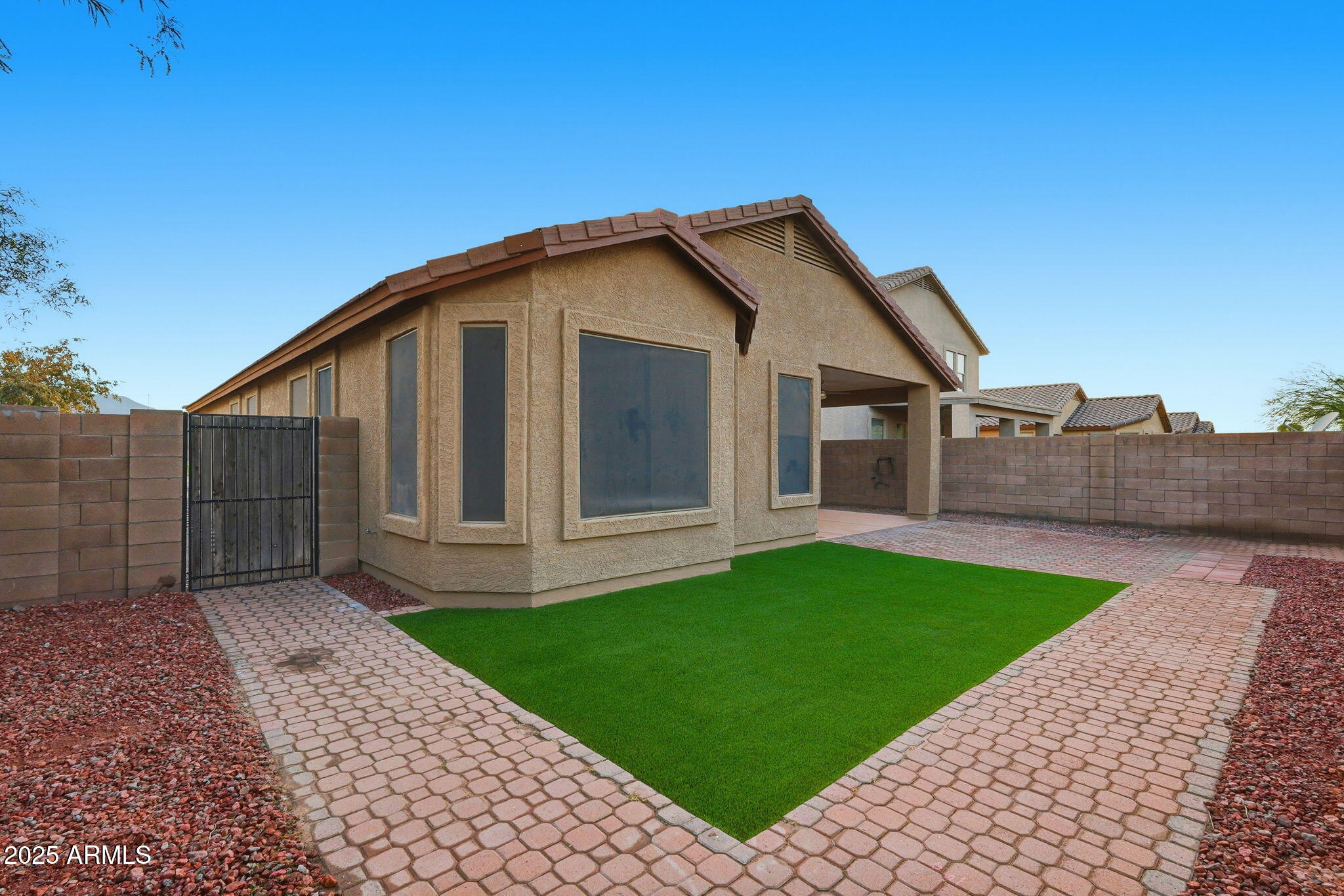 3316 W SAINT KATERI Drive