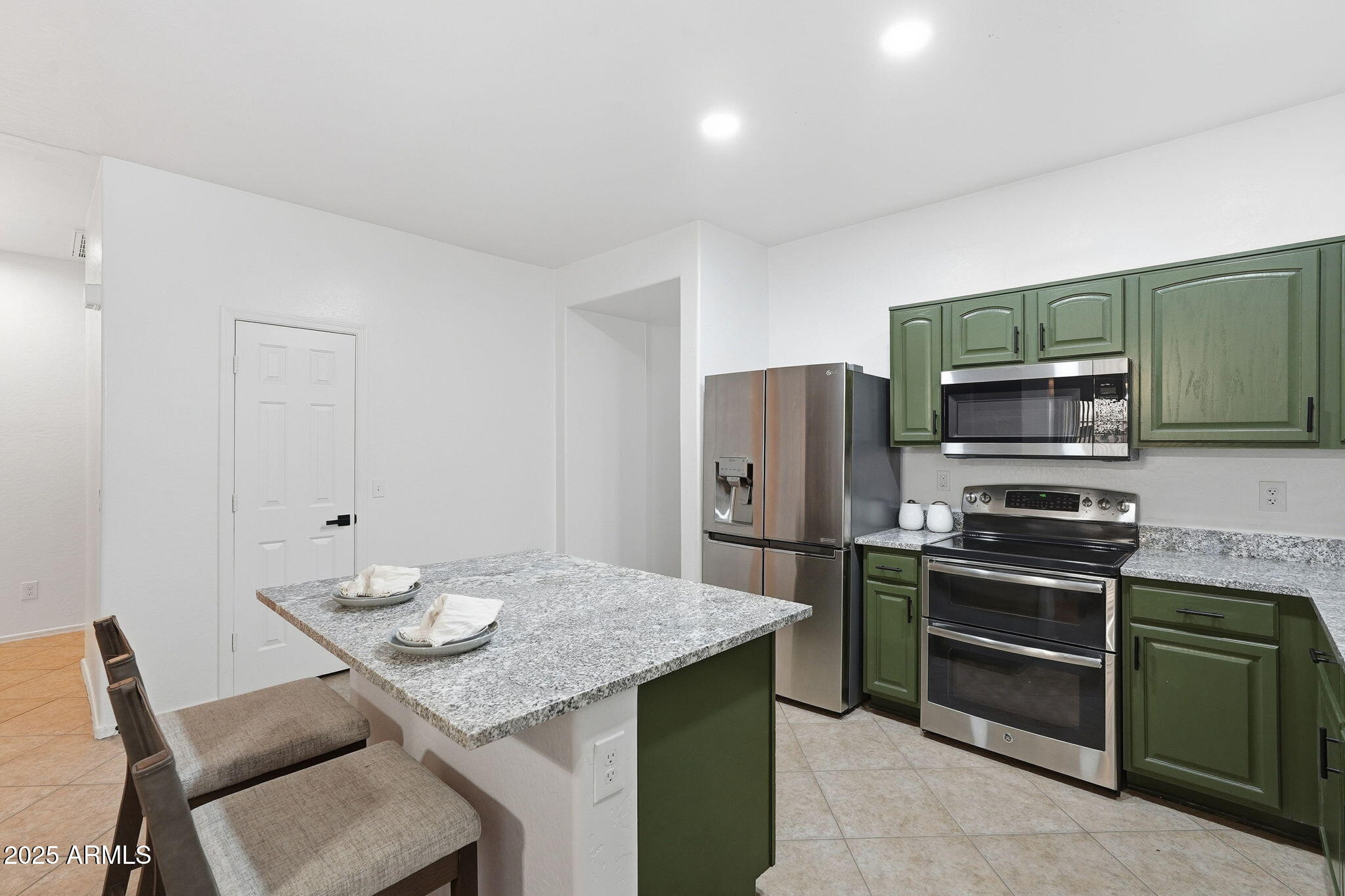 3316 W SAINT KATERI Drive