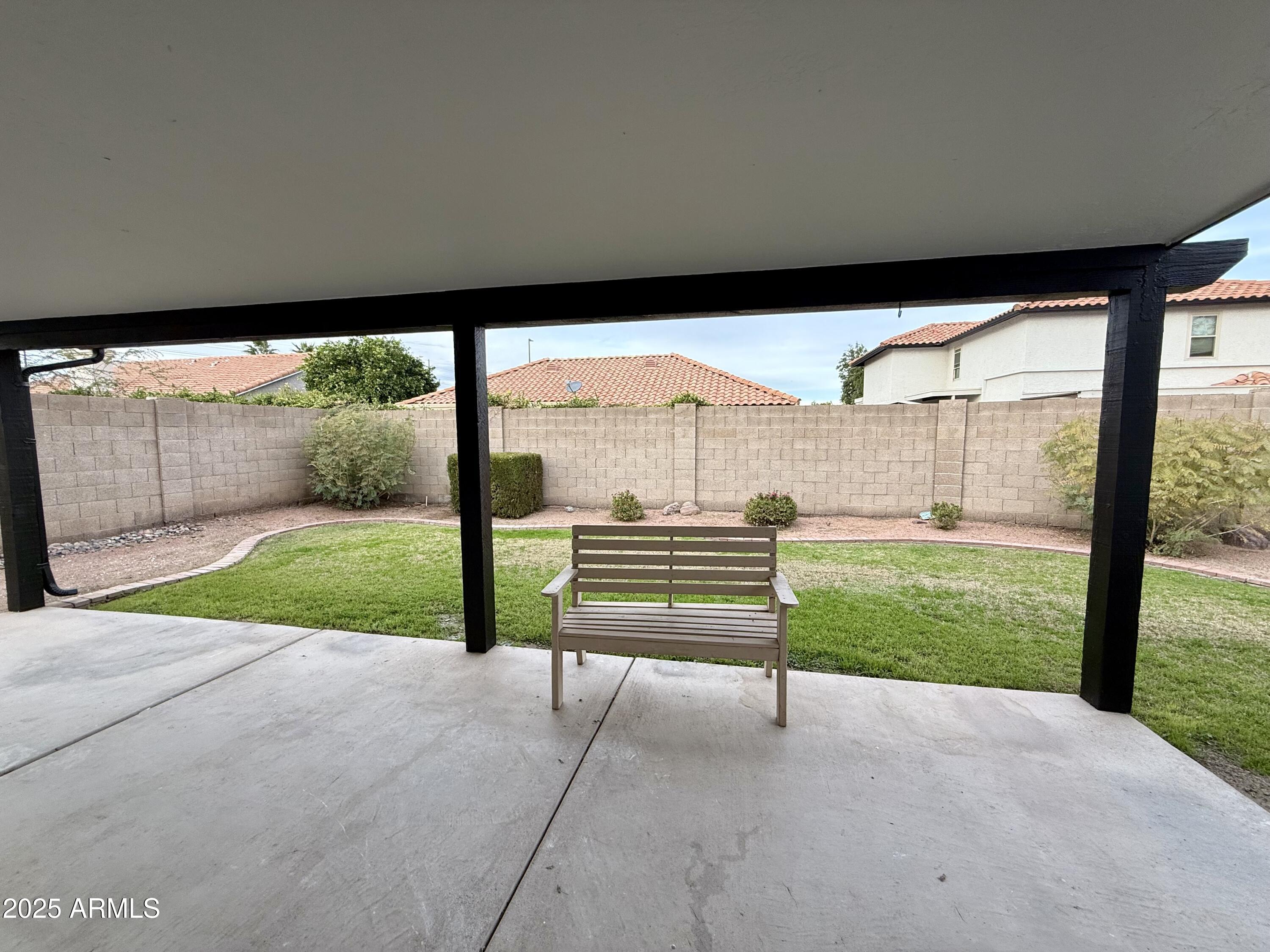 1034 E ENCINAS Avenue