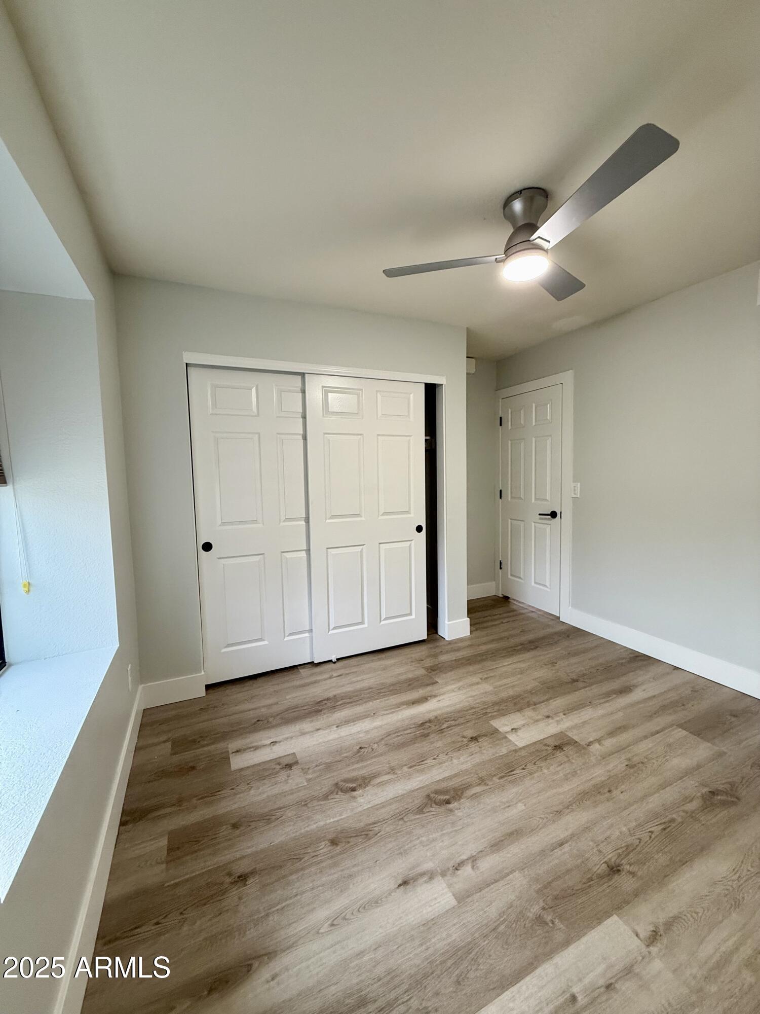 1034 E ENCINAS Avenue