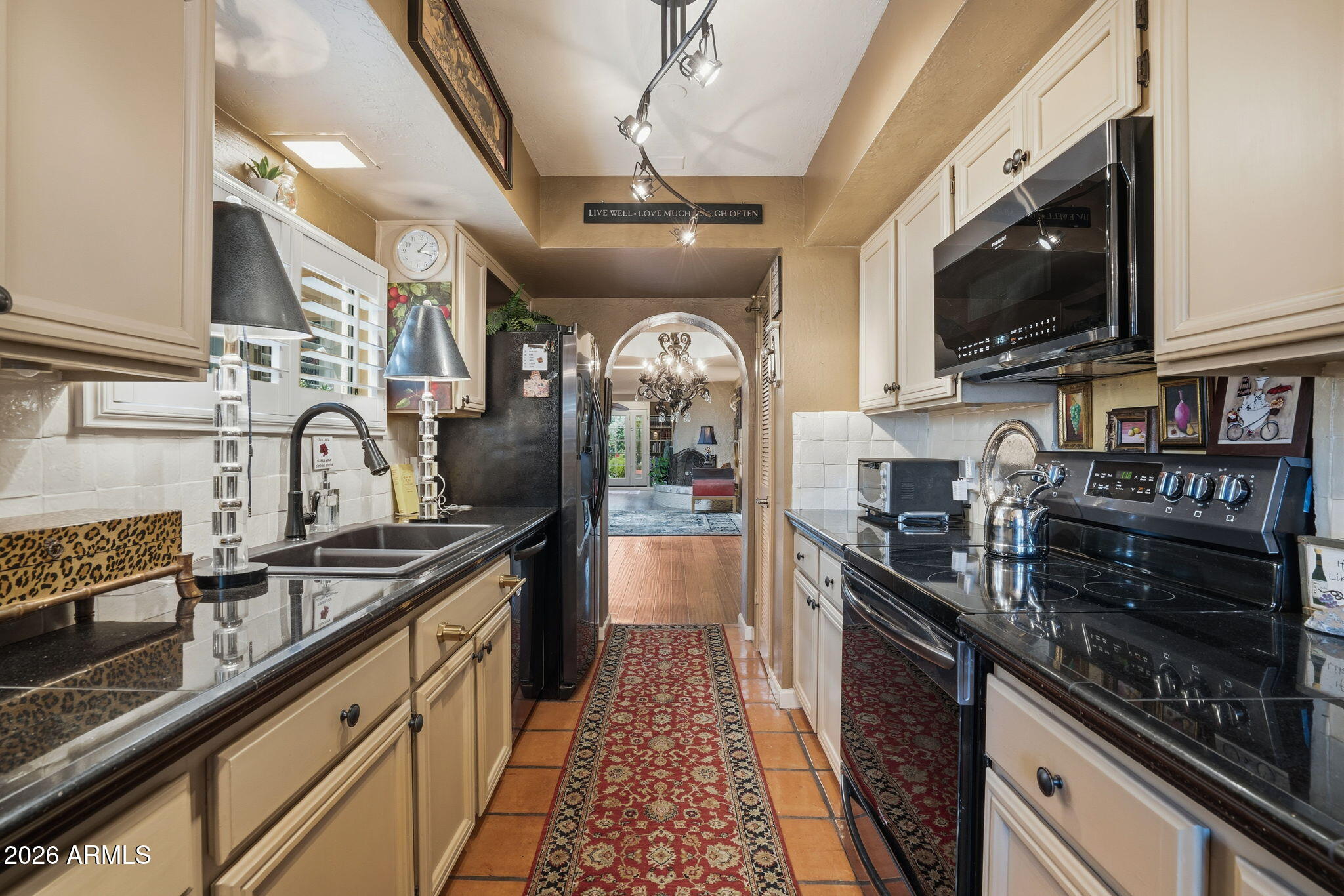 37210 N TRANQUIL Trail 11