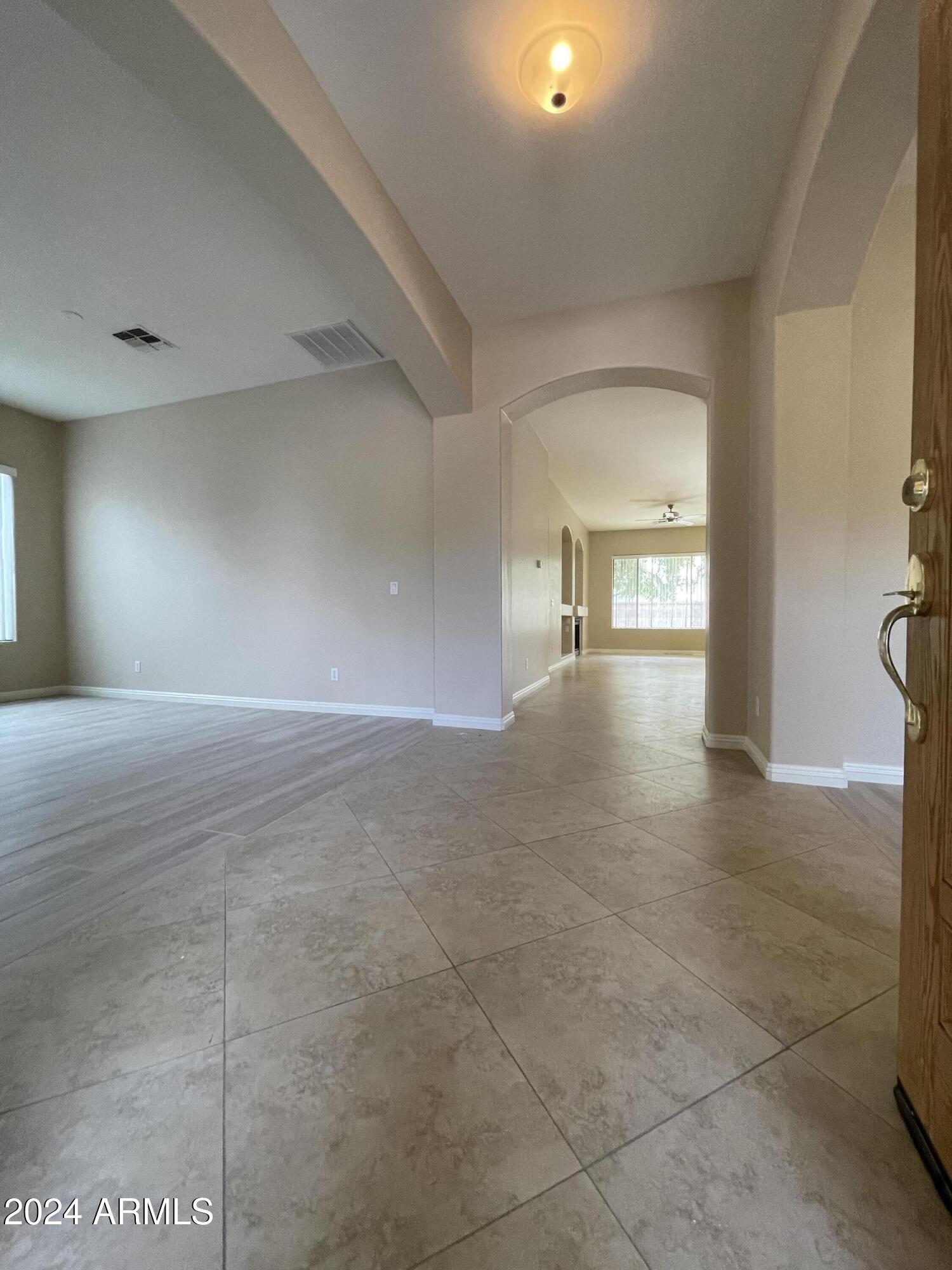 1967 E GLACIER Place