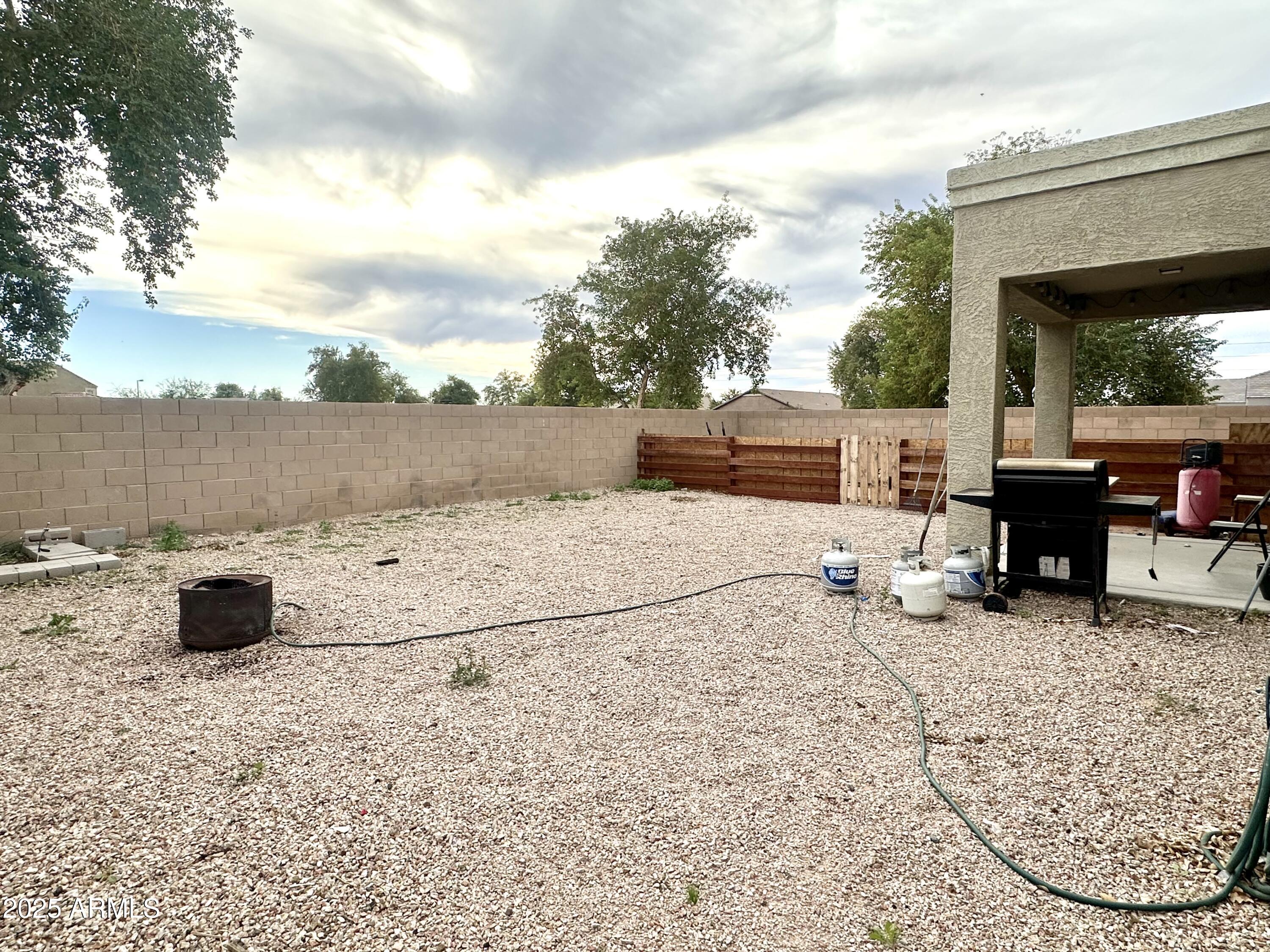 25409 W DARREL Drive