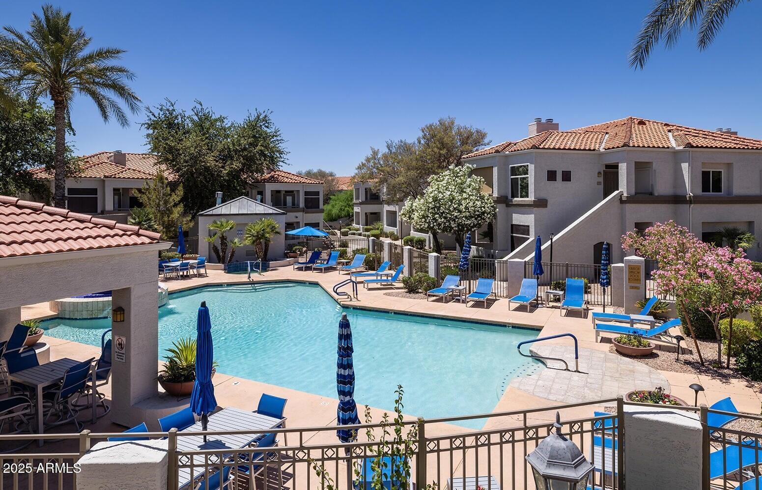 11375 E SAHUARO Drive 1093