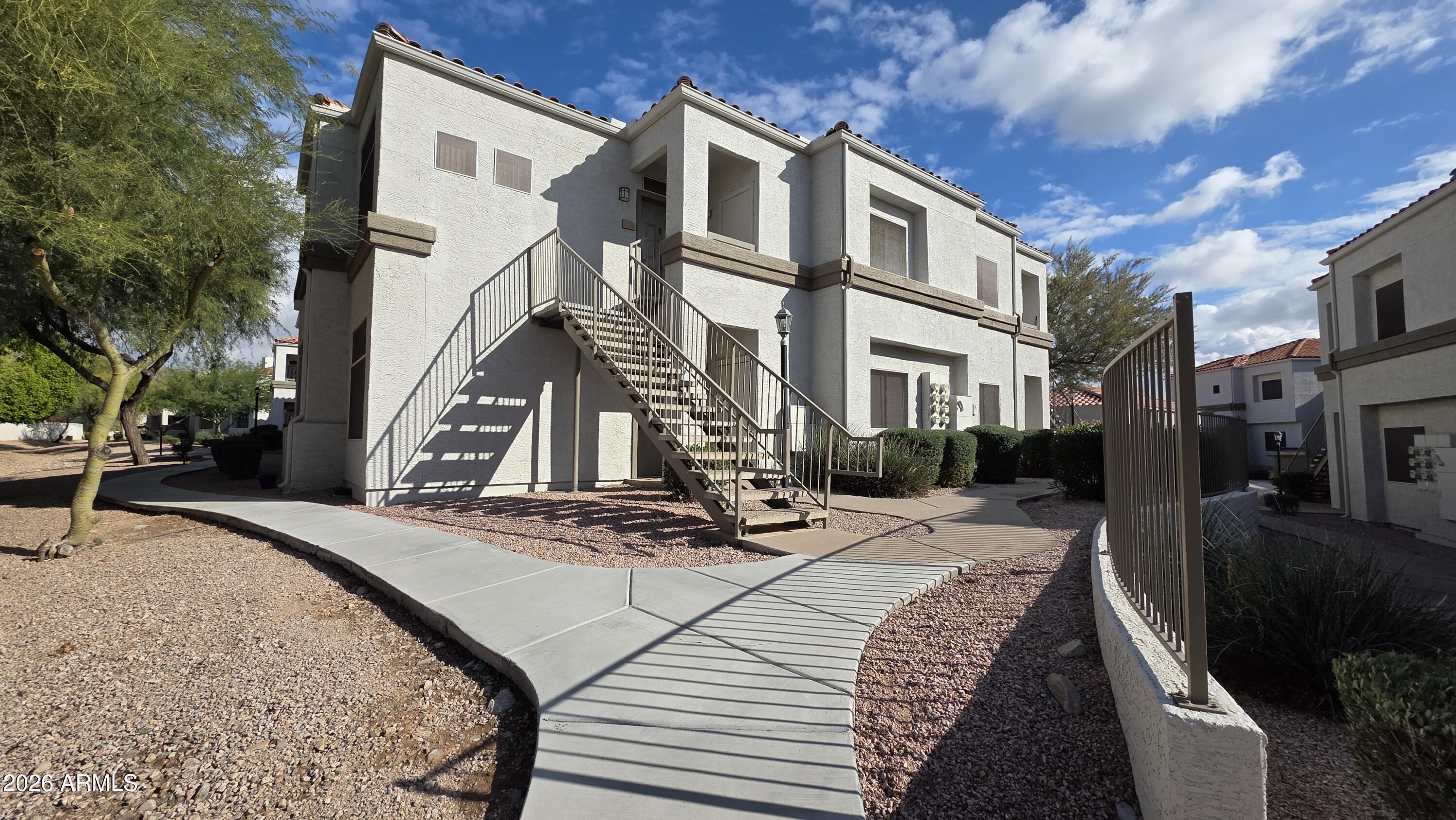 11375 E SAHUARO Drive 1093