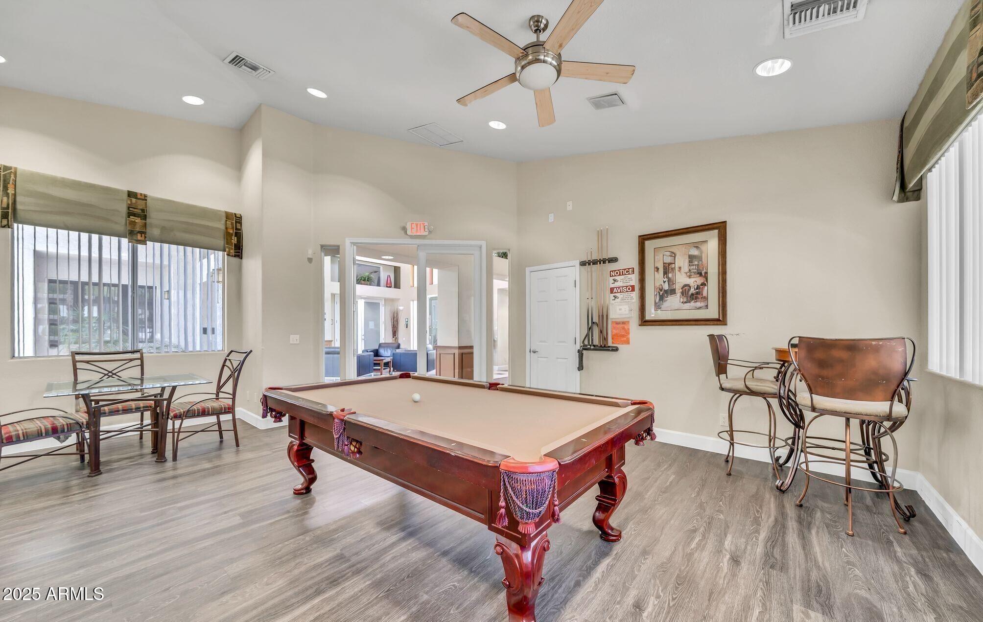 11375 E SAHUARO Drive 1093