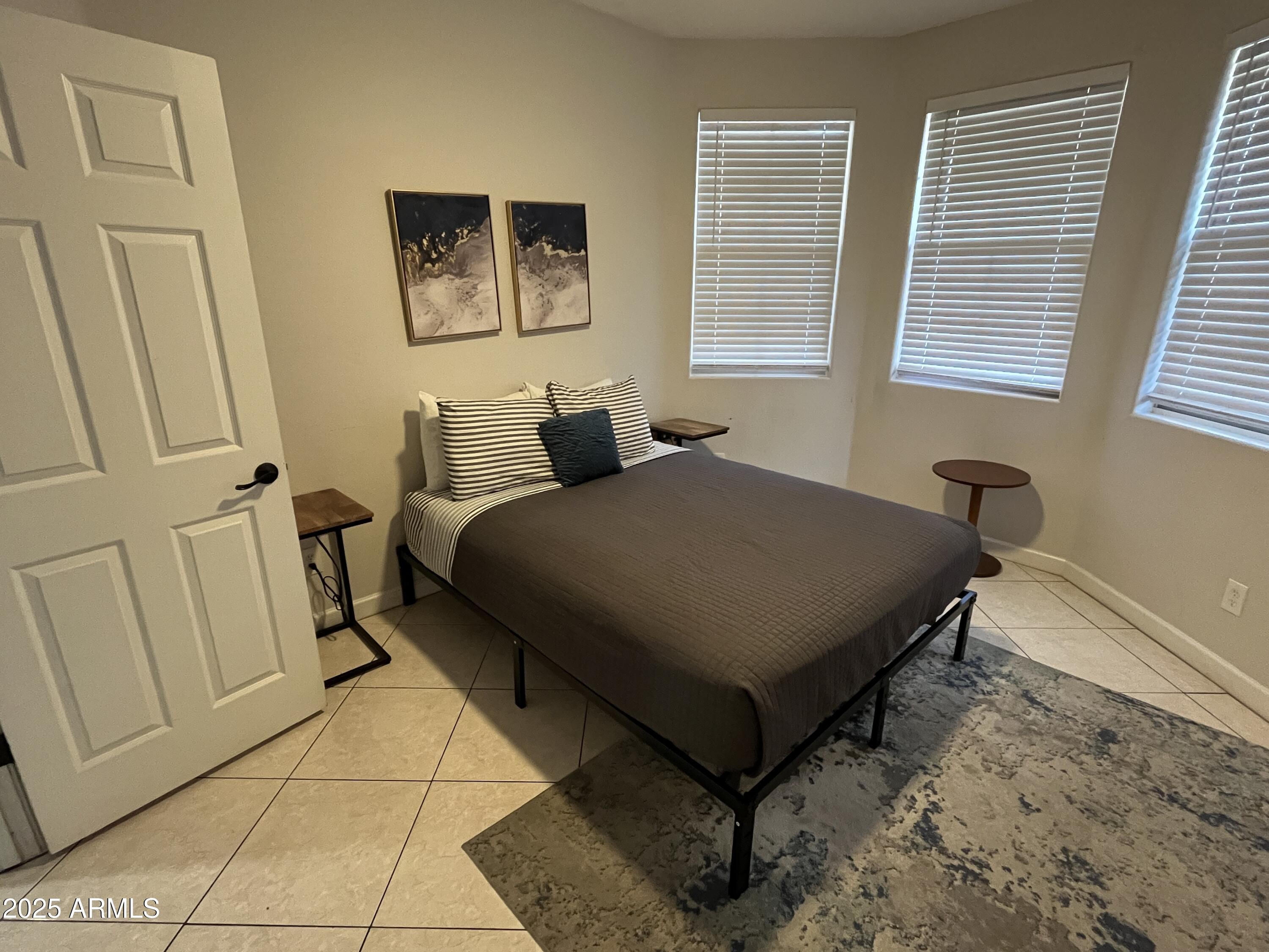 15308 W ROANOKE Avenue