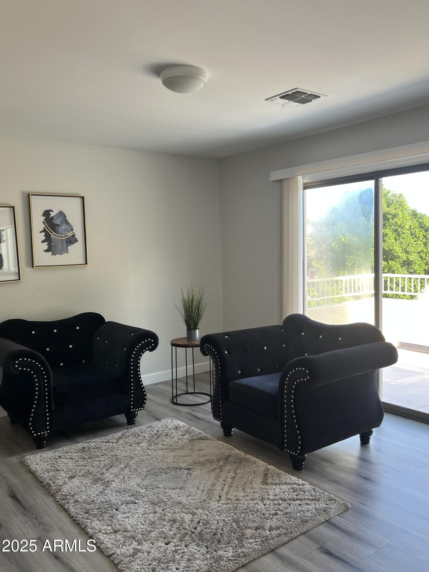 15308 W ROANOKE Avenue