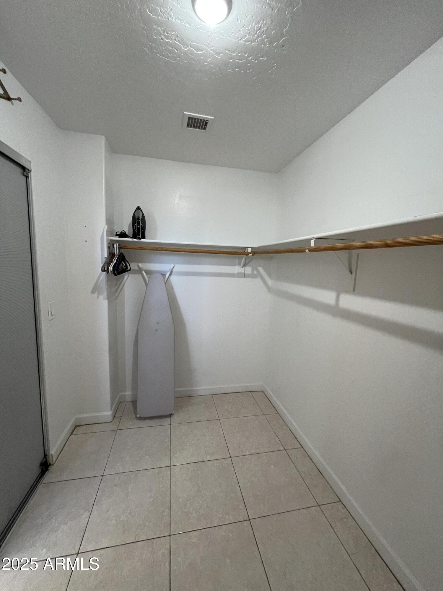 15308 W ROANOKE Avenue