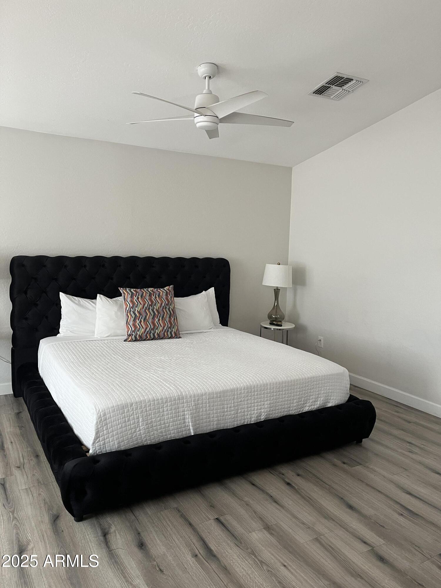 15308 W ROANOKE Avenue