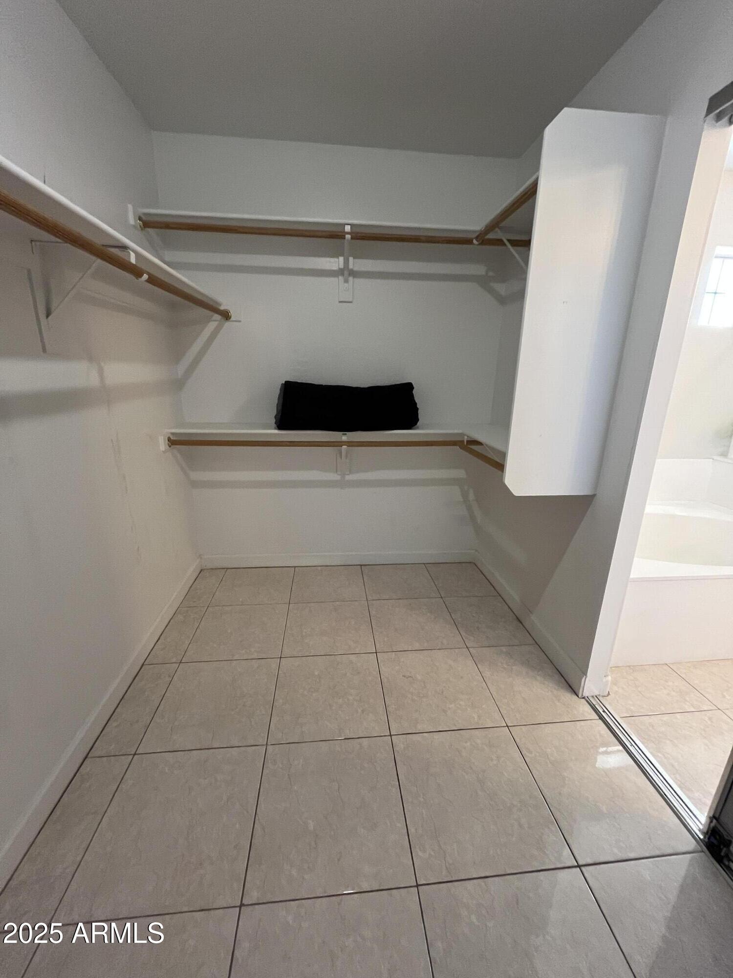 15308 W ROANOKE Avenue