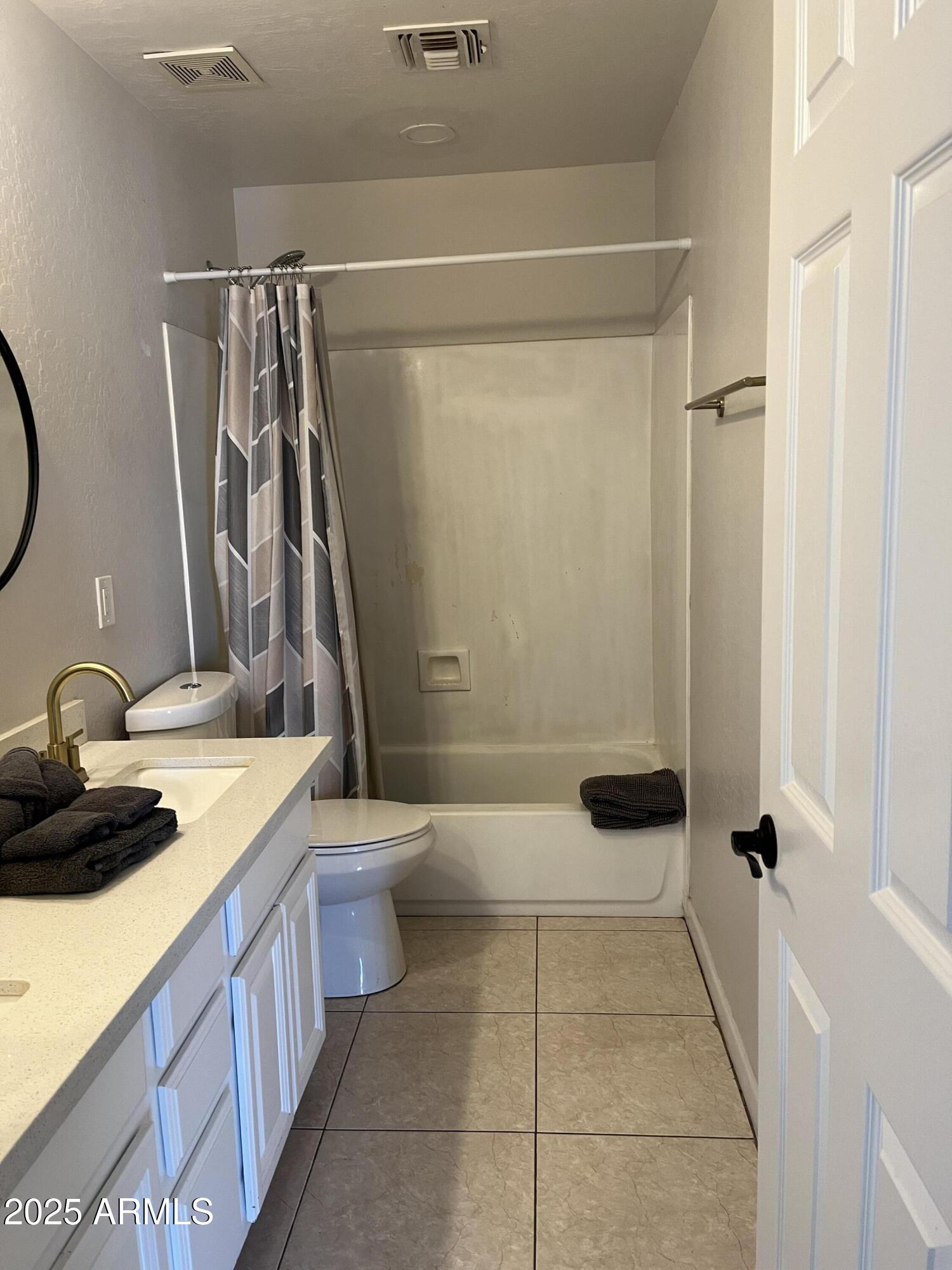 15308 W ROANOKE Avenue