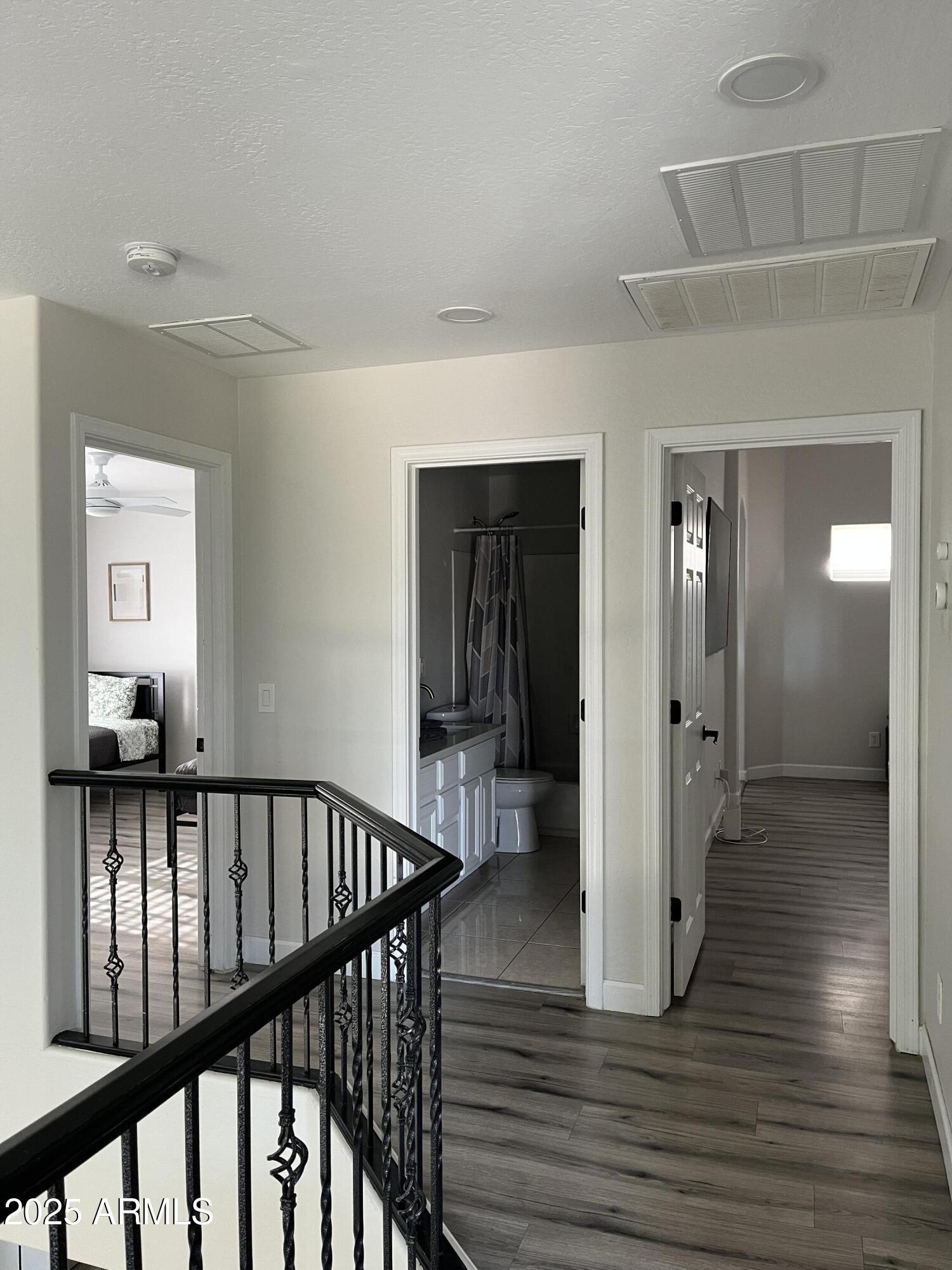 15308 W ROANOKE Avenue