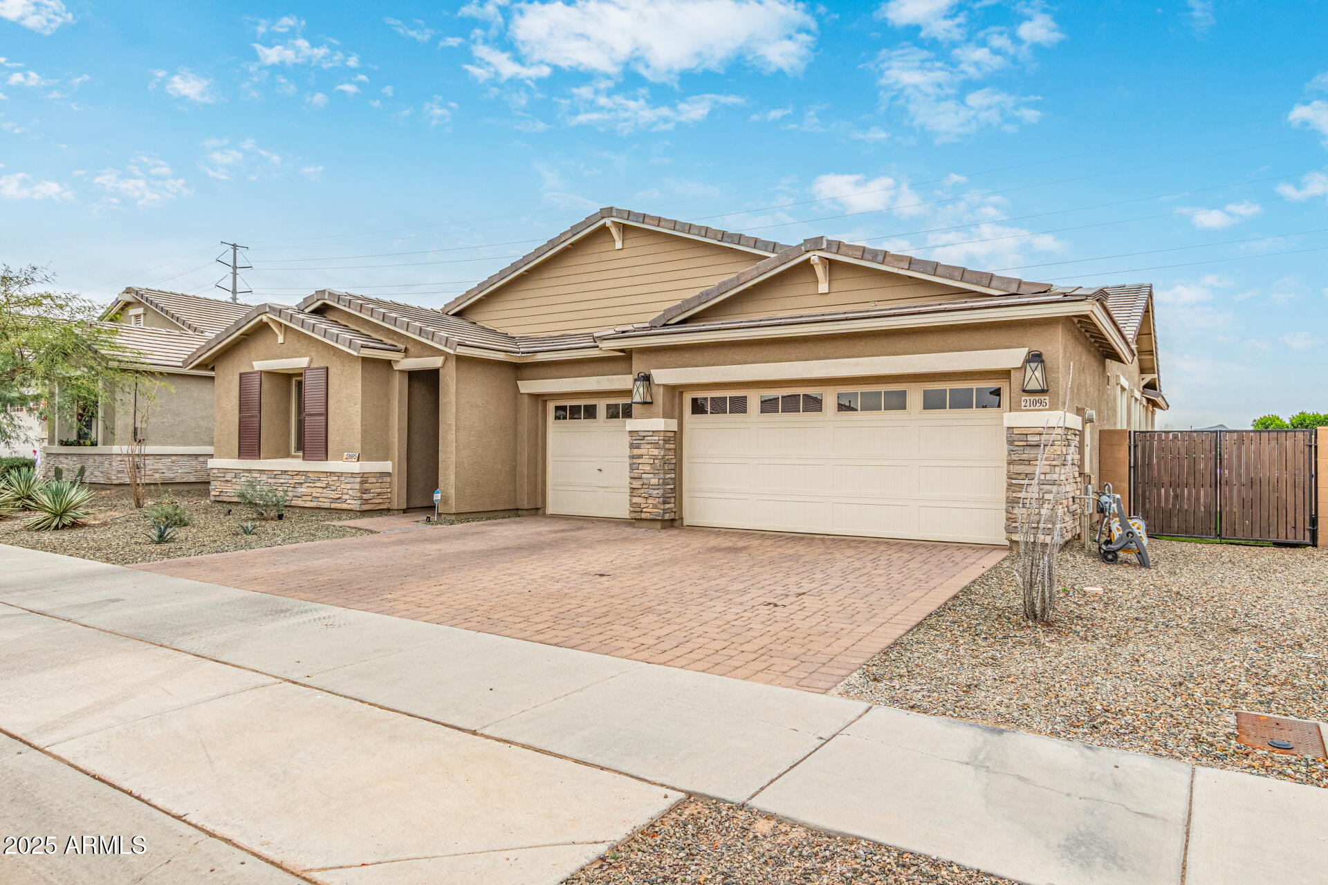 21095 E CATTLE Drive