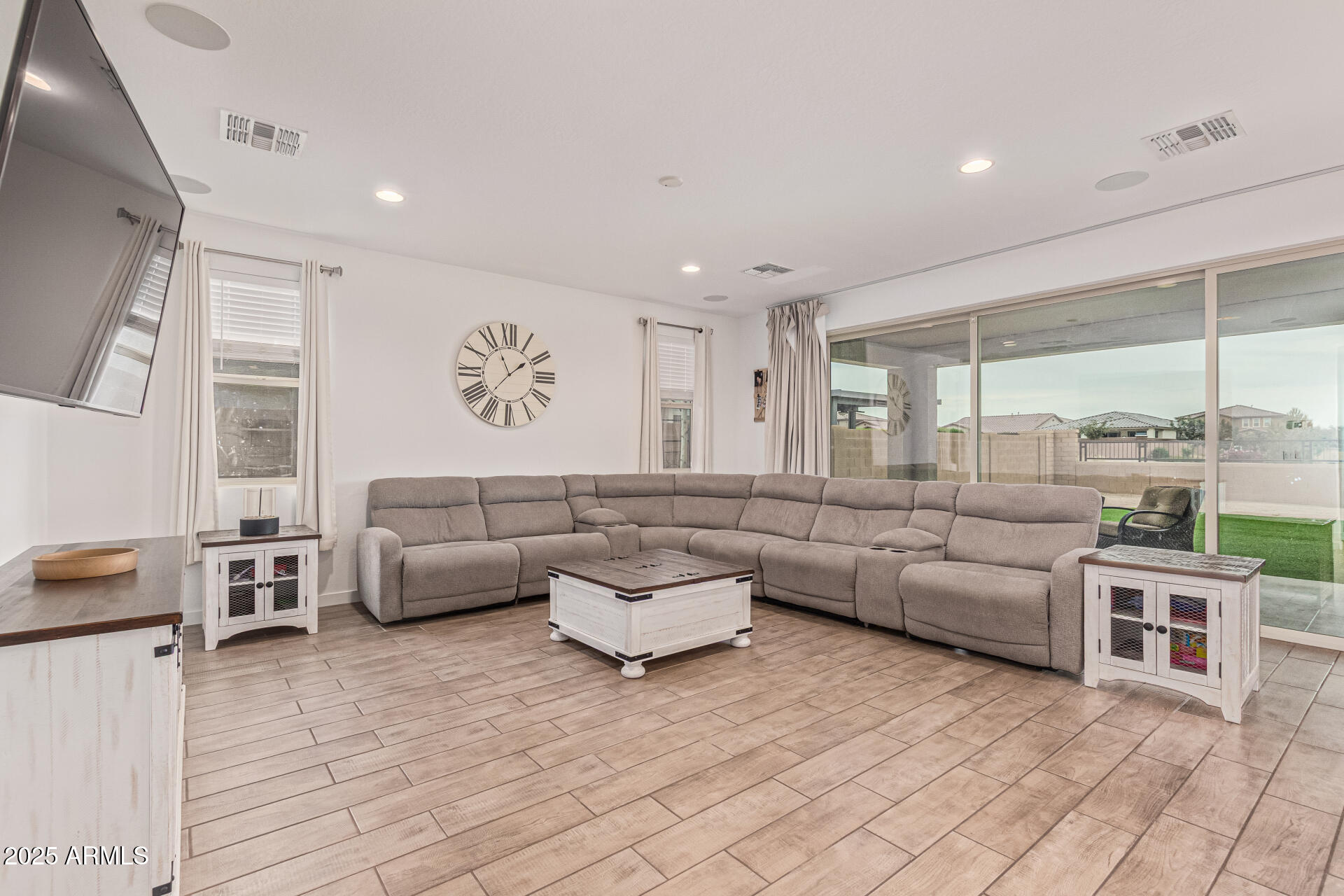 21095 E CATTLE Drive