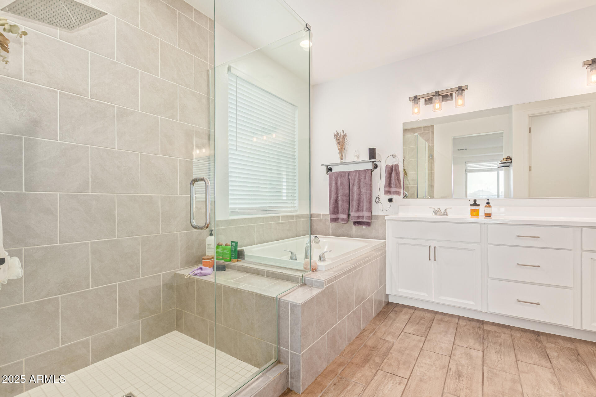 21095 E CATTLE Drive