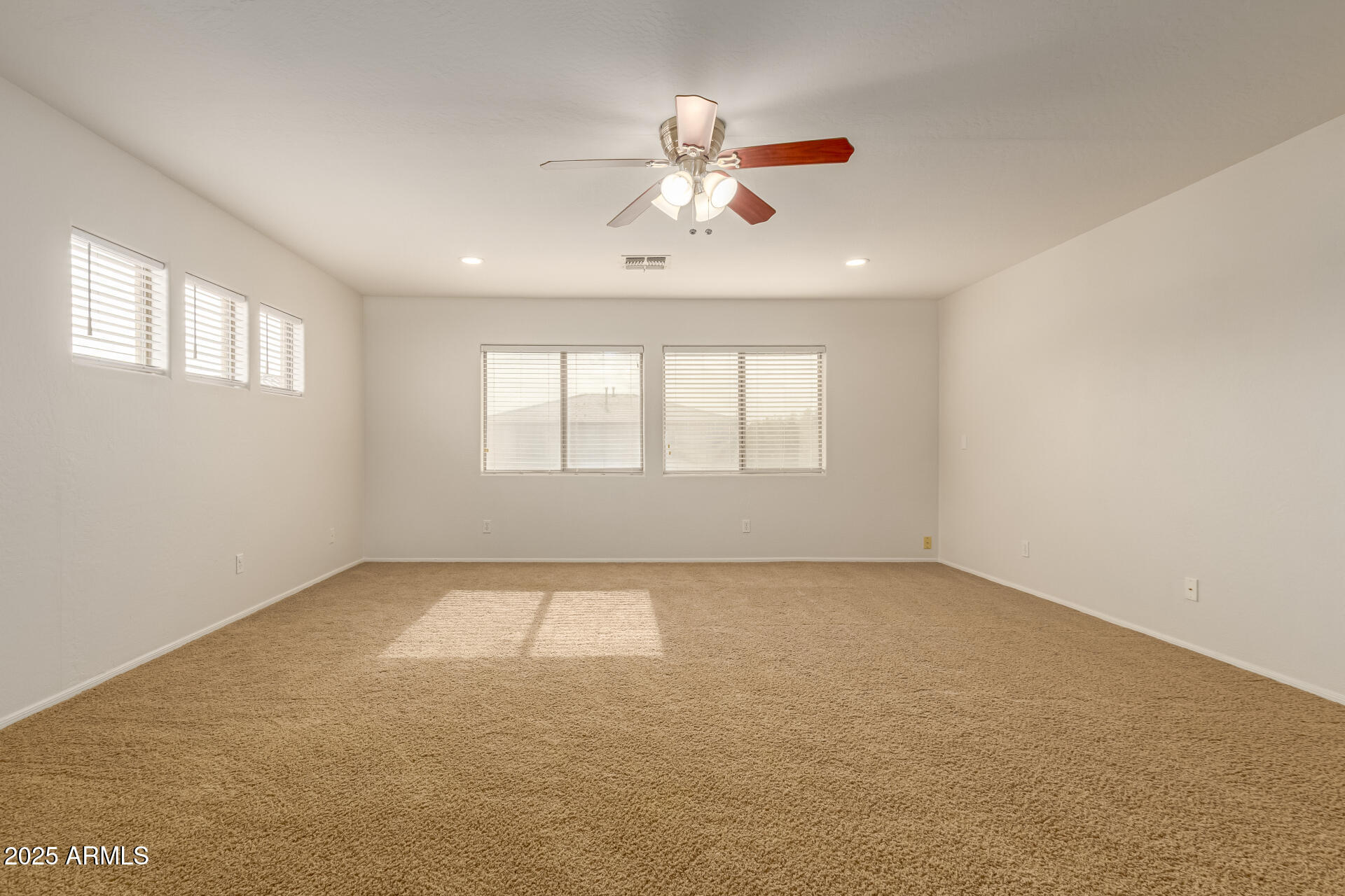 11245 E STEARN Avenue