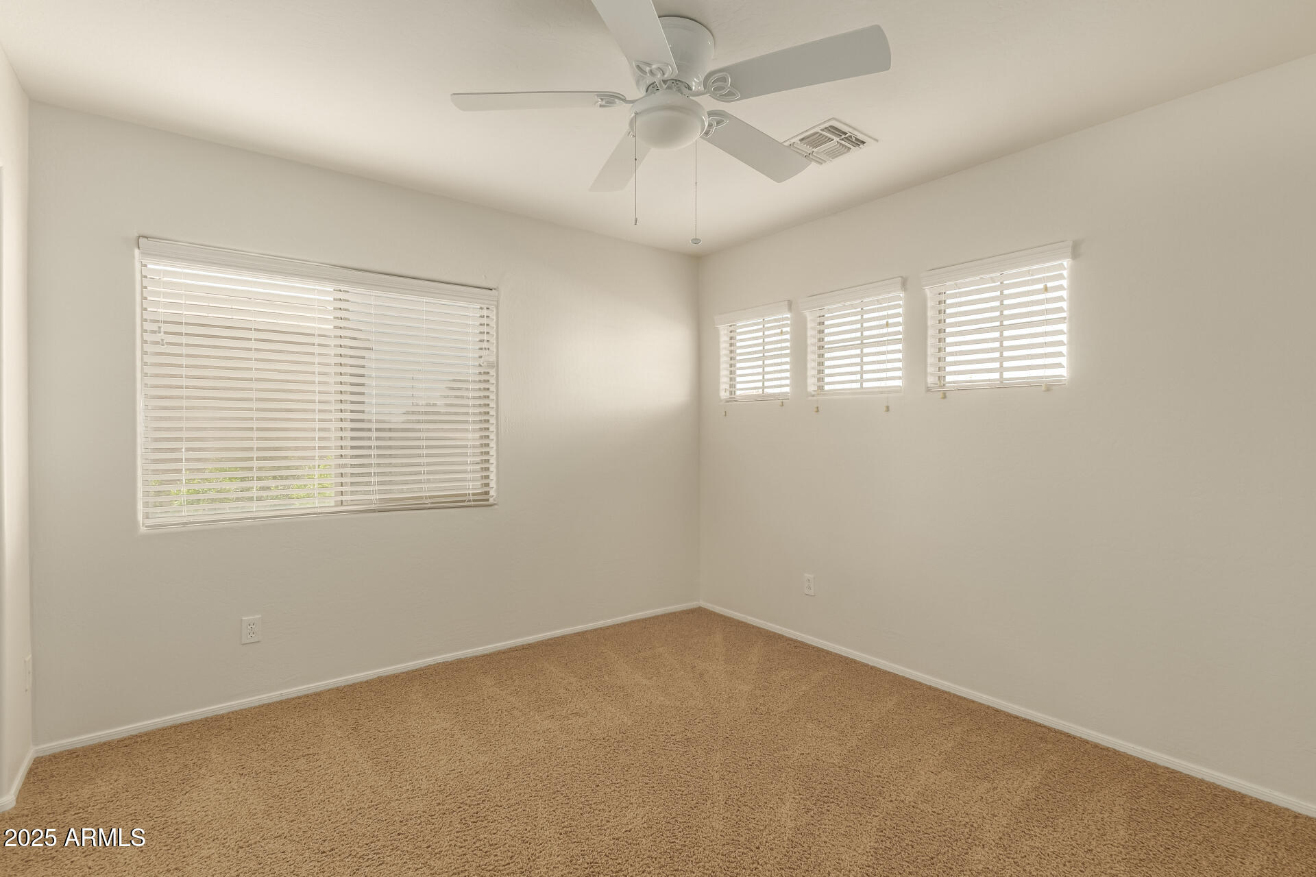 11245 E STEARN Avenue