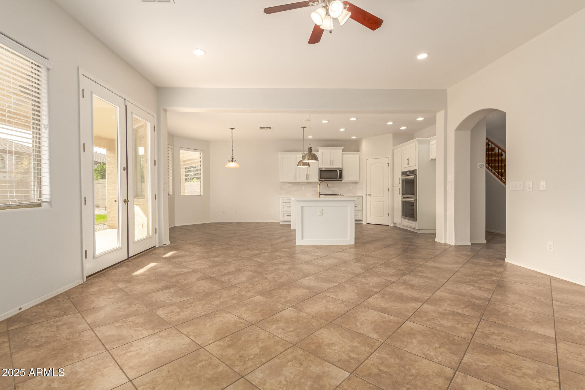 11245 E STEARN Avenue