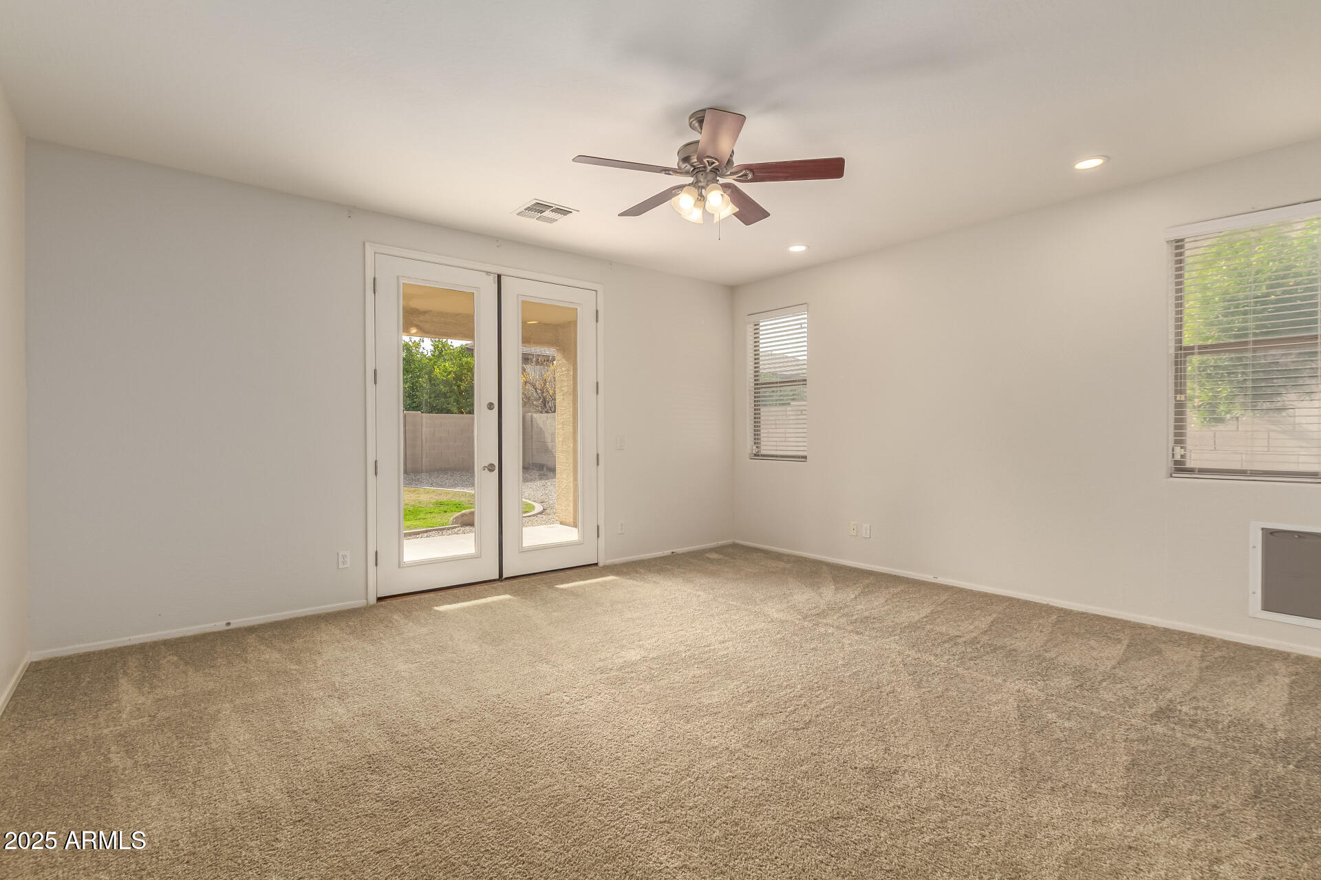 11245 E STEARN Avenue