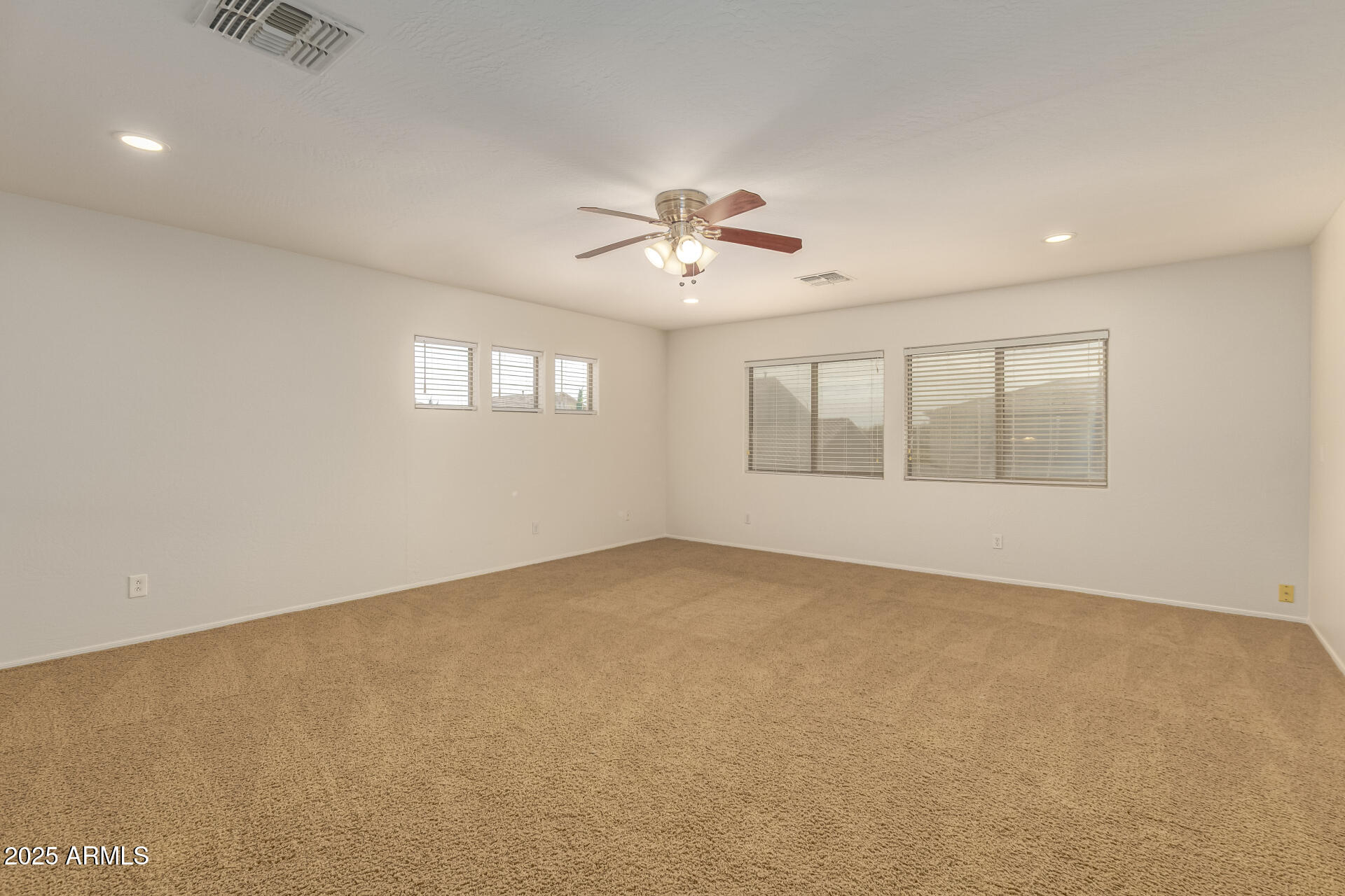 11245 E STEARN Avenue