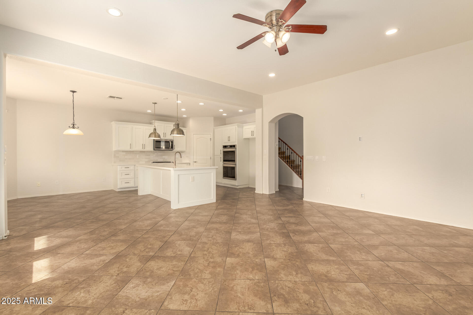 11245 E STEARN Avenue