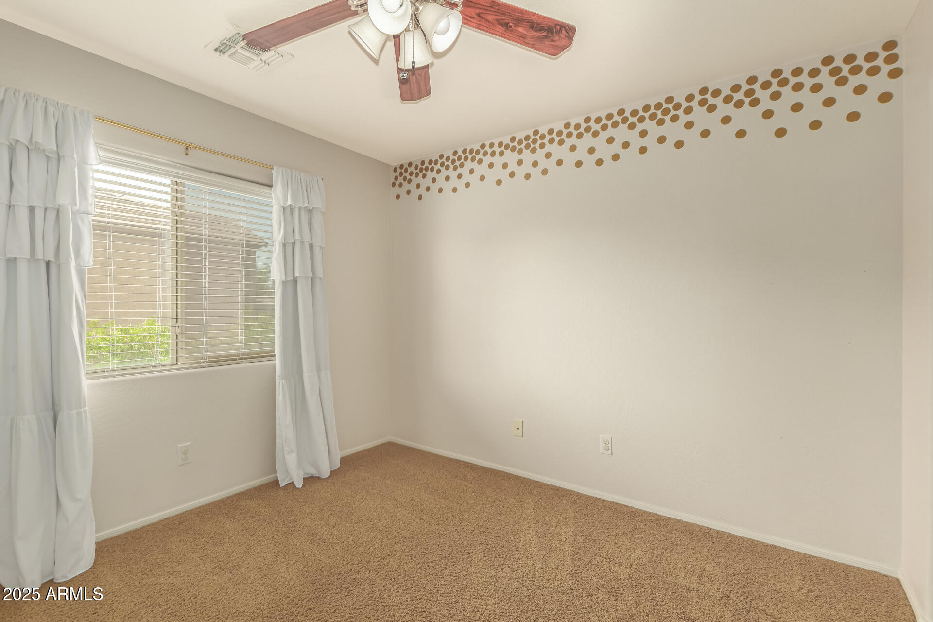 11245 E STEARN Avenue