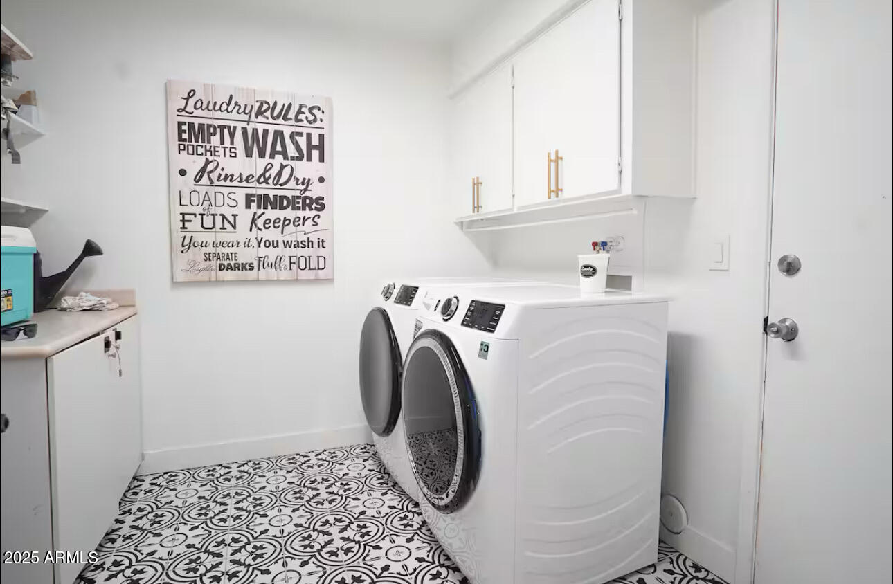 1831 E CORNELL Drive