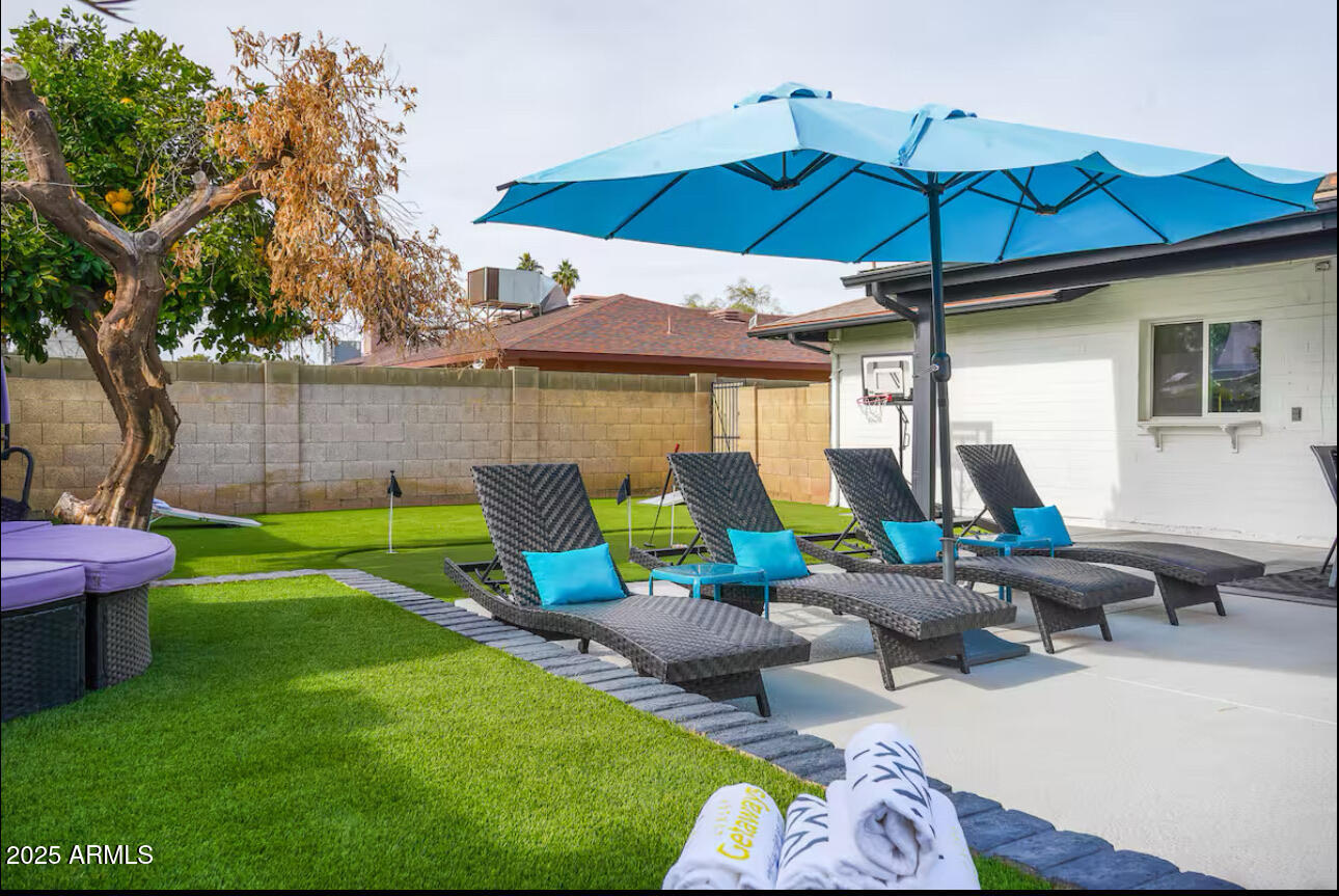 1831 E CORNELL Drive