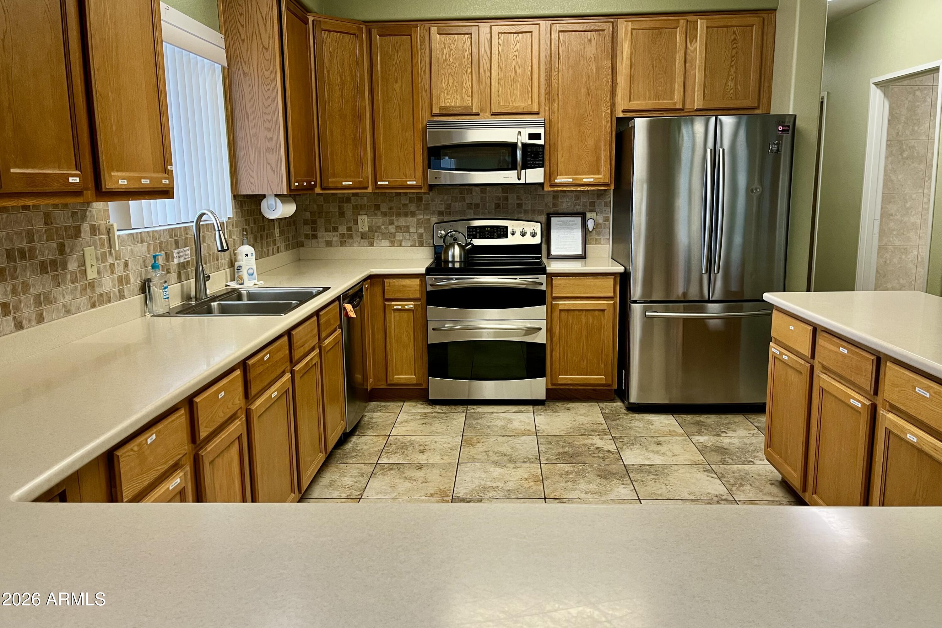 747 E Germann Road 92