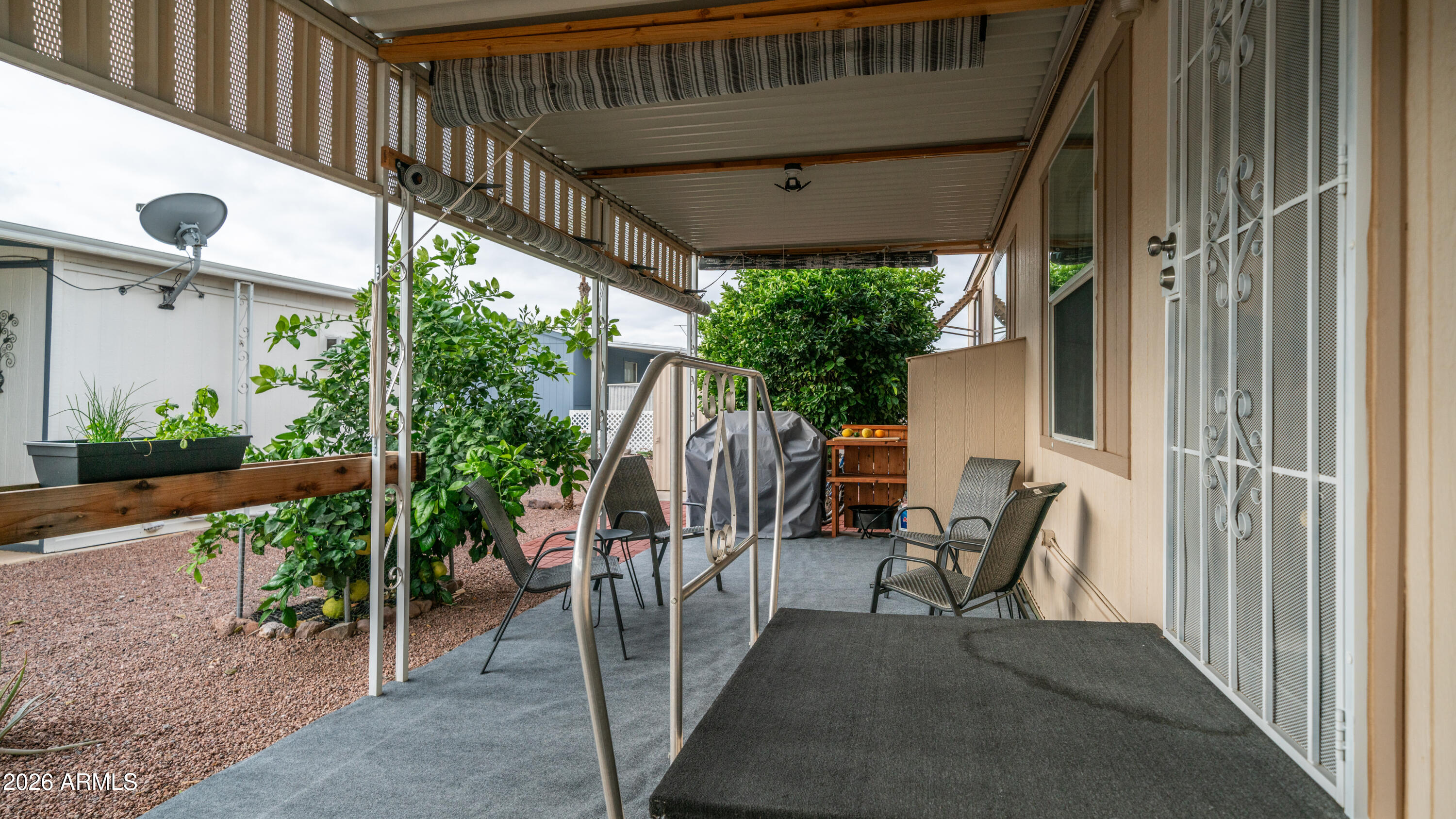 747 E Germann Road 92