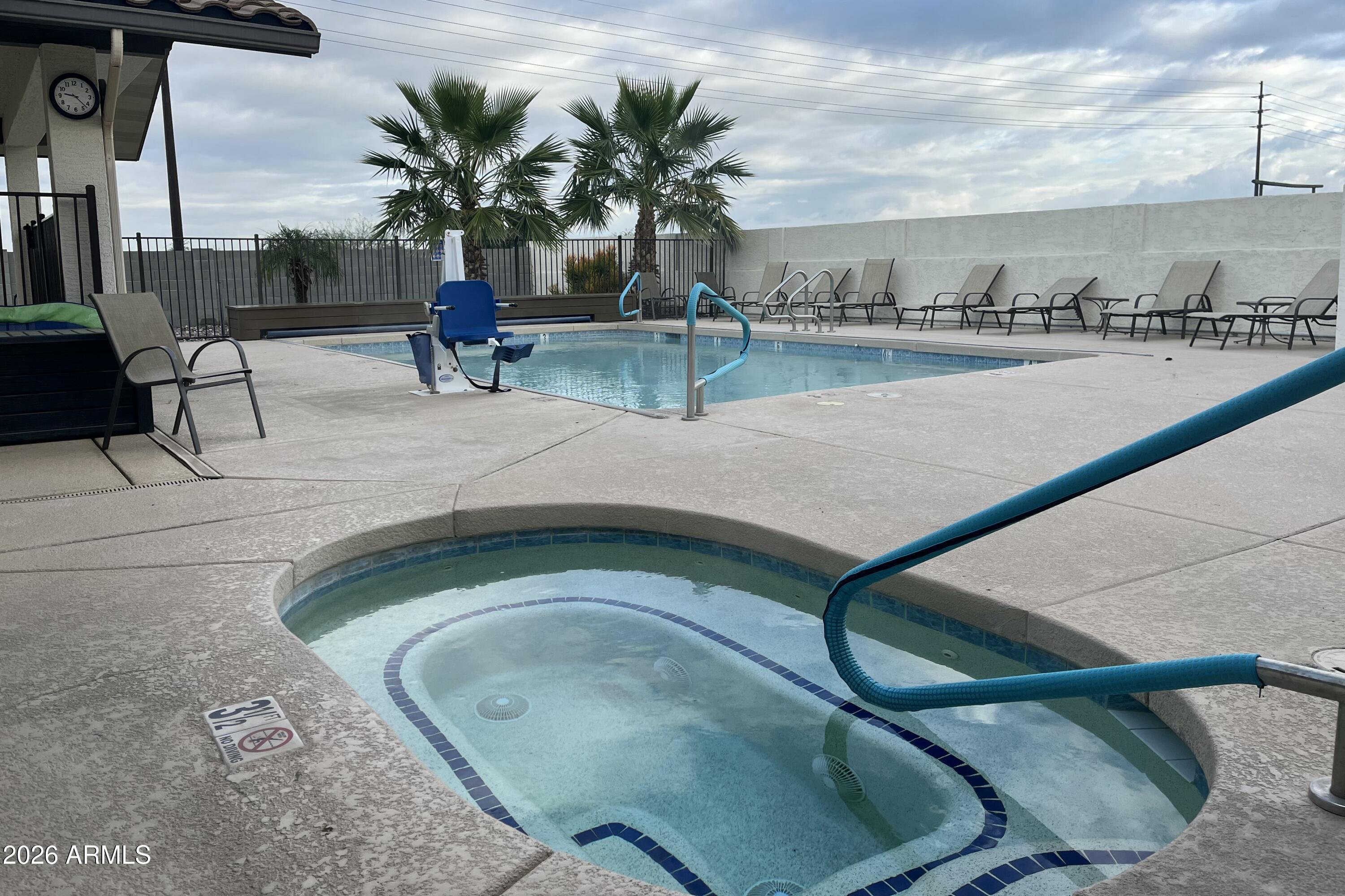 747 E Germann Road 92