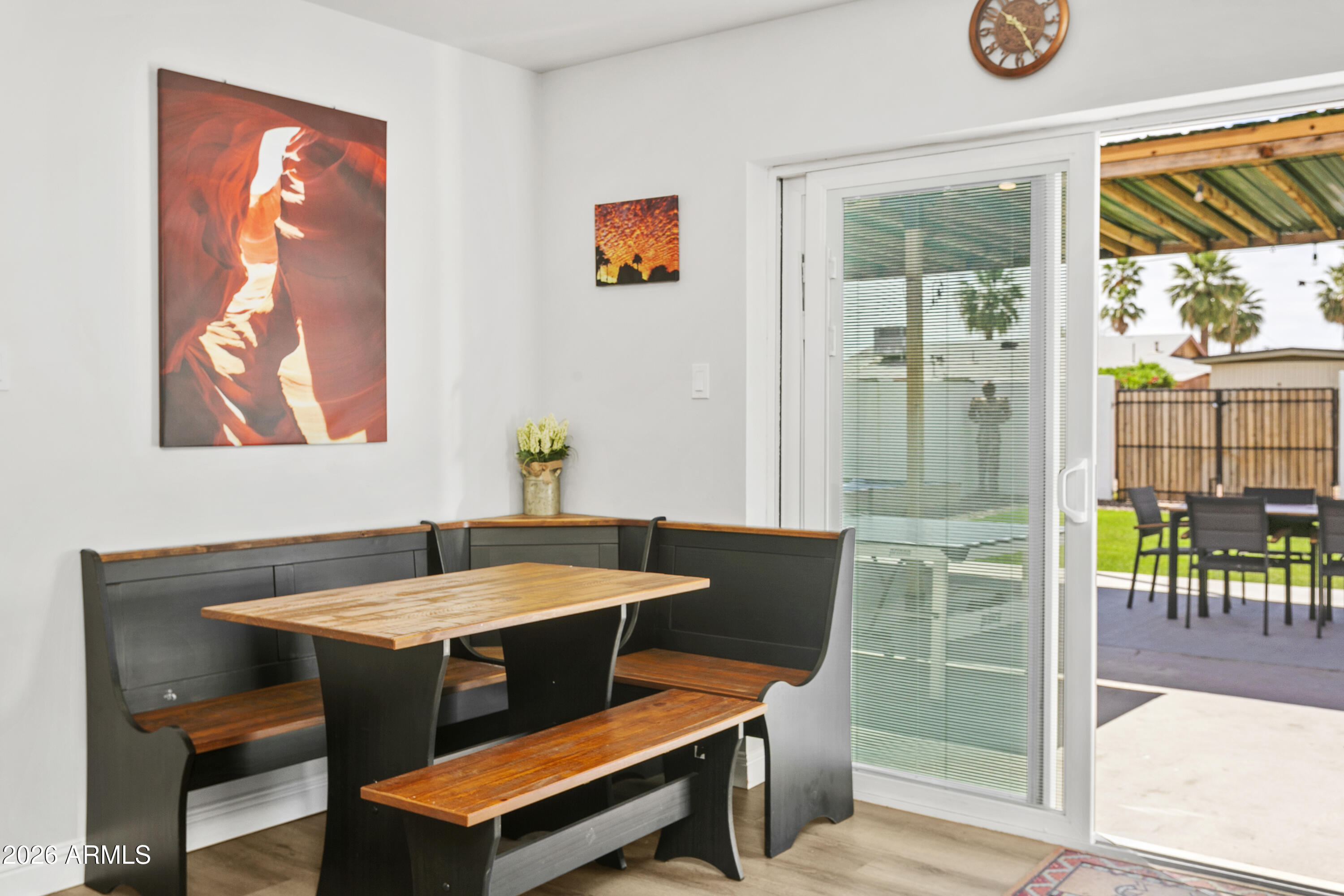 7901 E LOMA LAND Drive