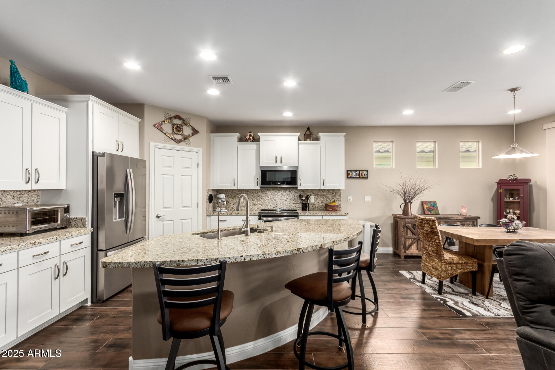 7811 W SILVER SPRING Way