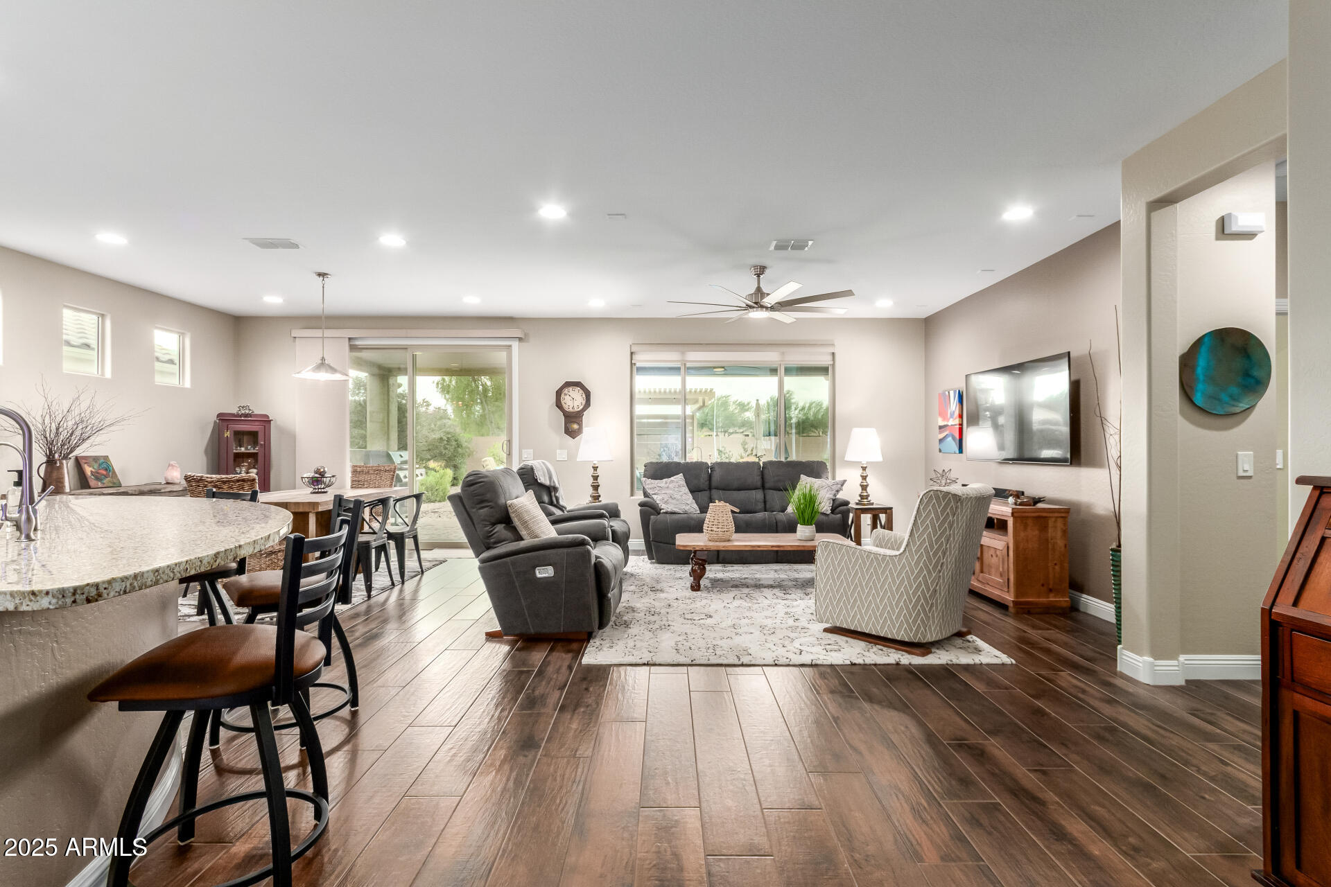 7811 W SILVER SPRING Way