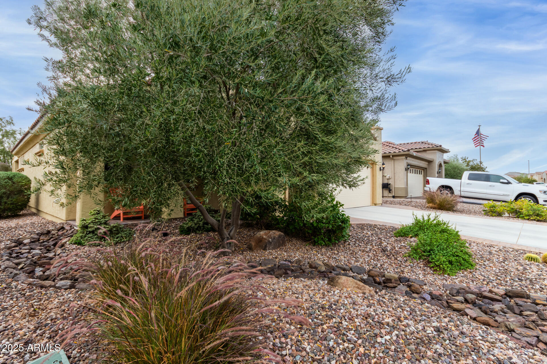 7811 W SILVER SPRING Way