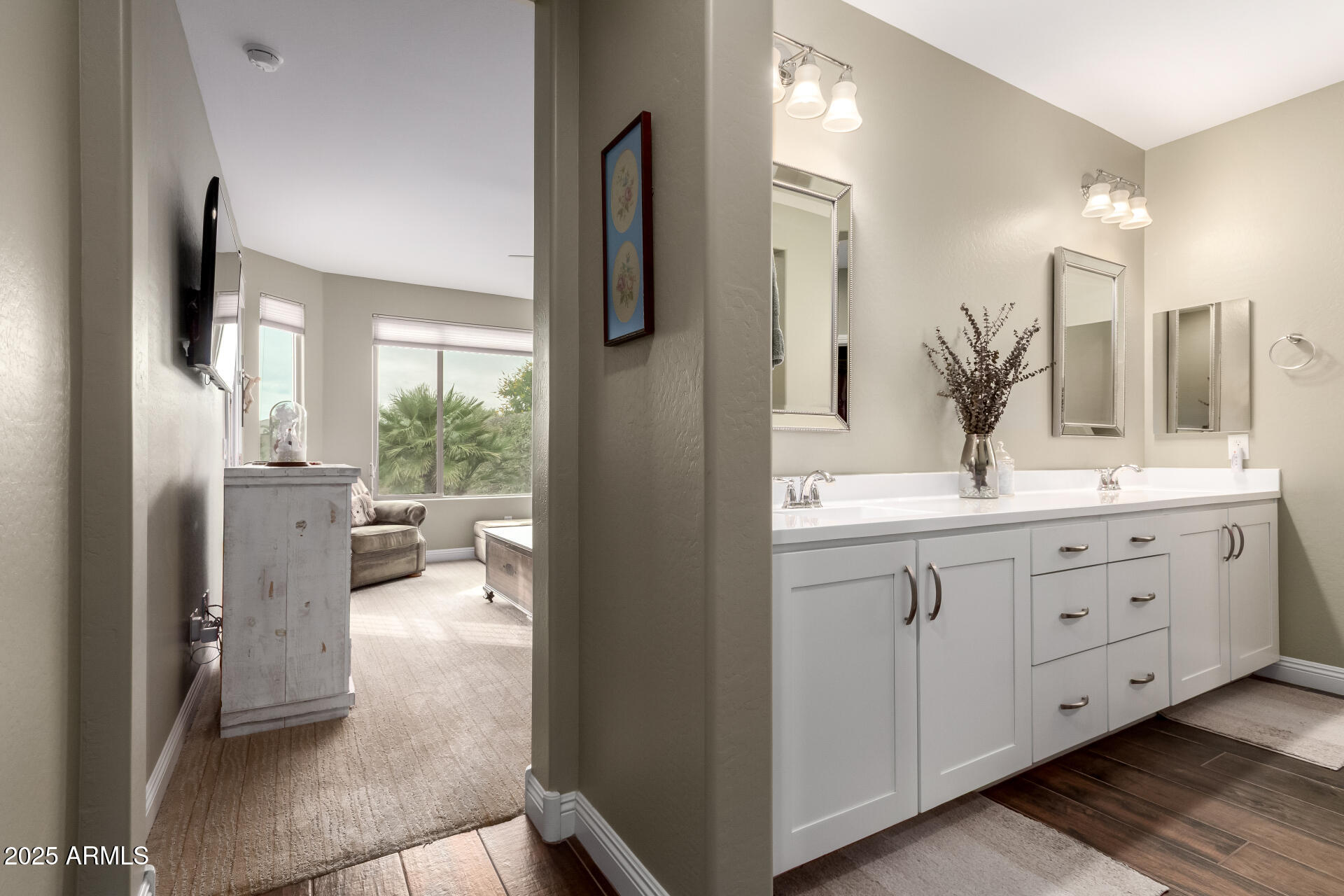 7811 W SILVER SPRING Way