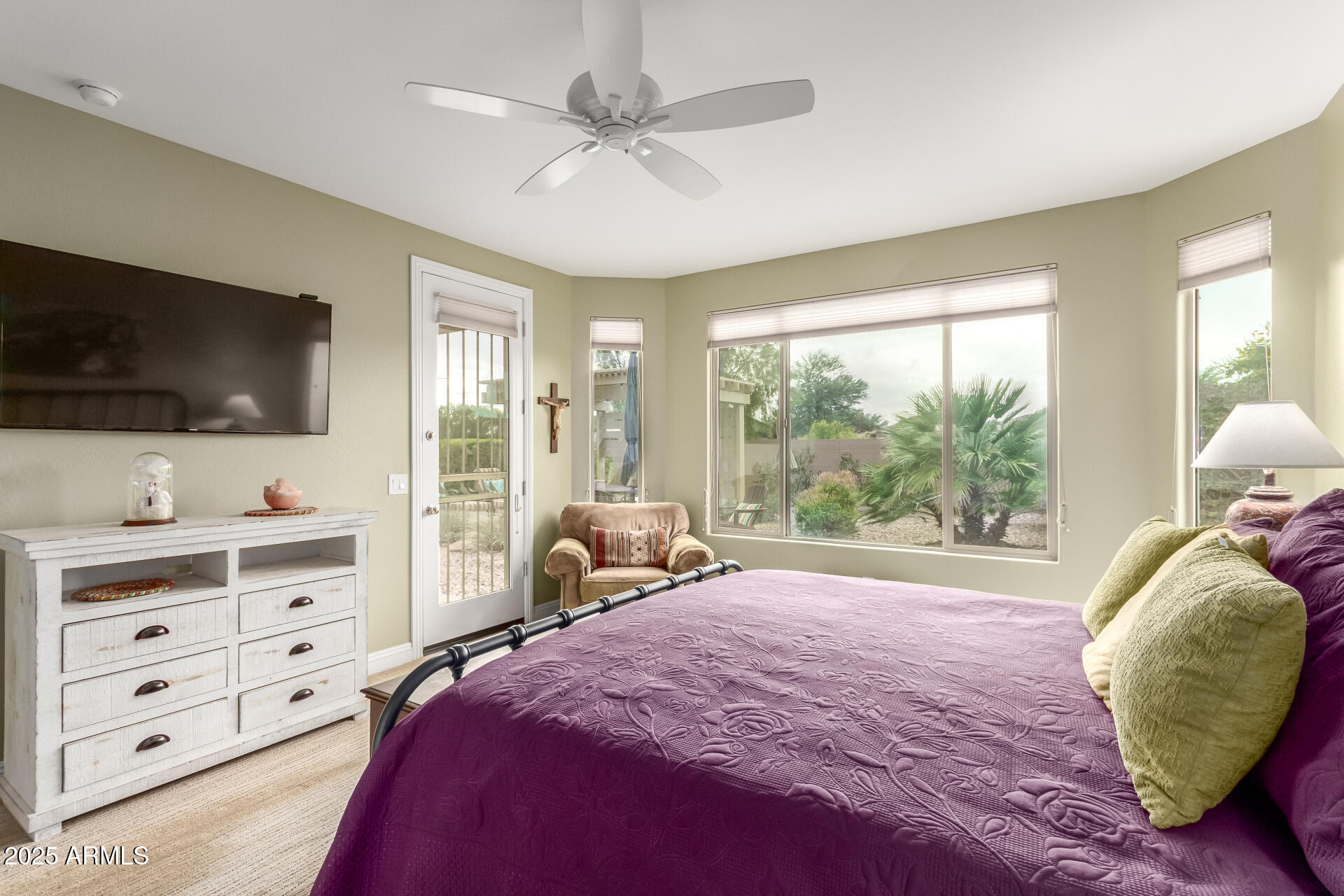 7811 W SILVER SPRING Way