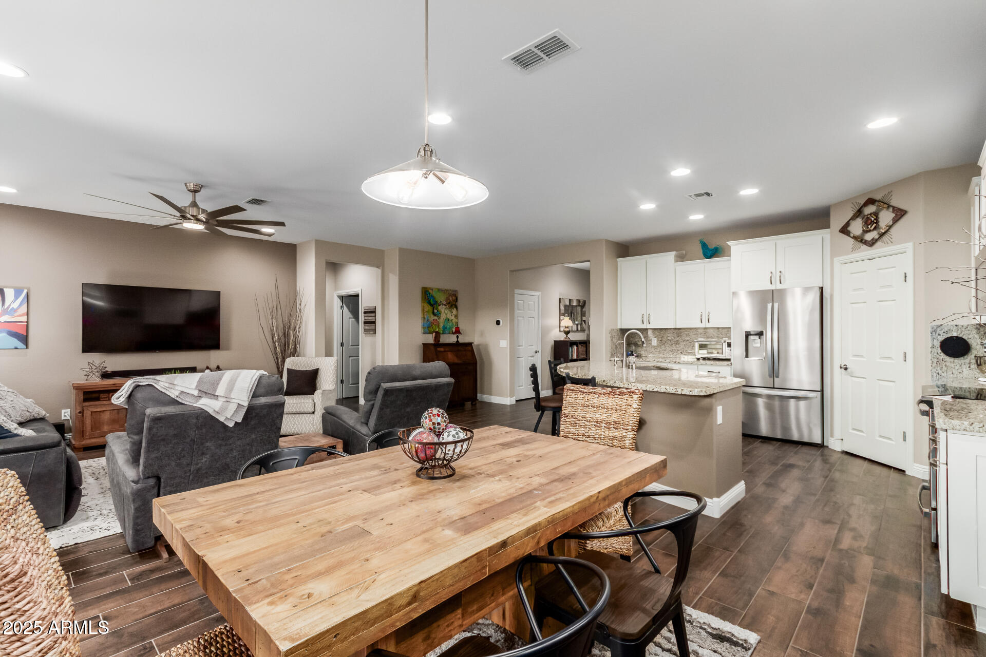 7811 W SILVER SPRING Way