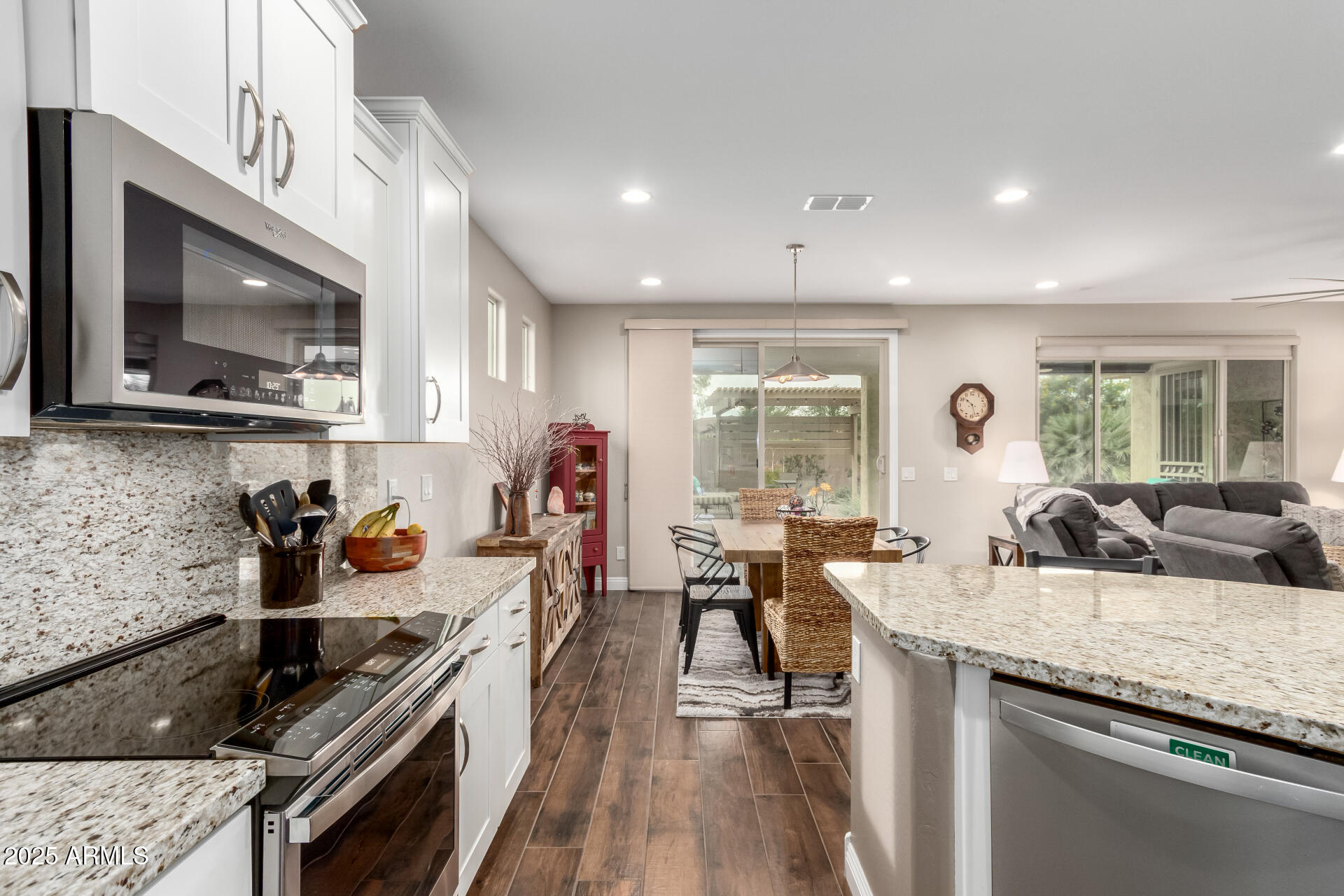 7811 W SILVER SPRING Way