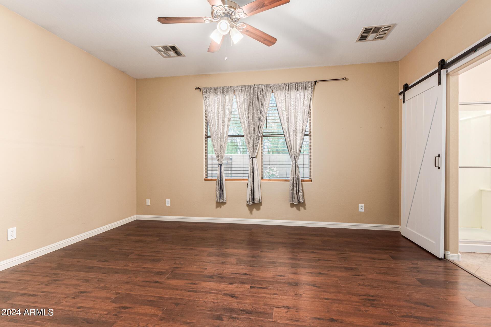 4706 S Twinleaf Drive