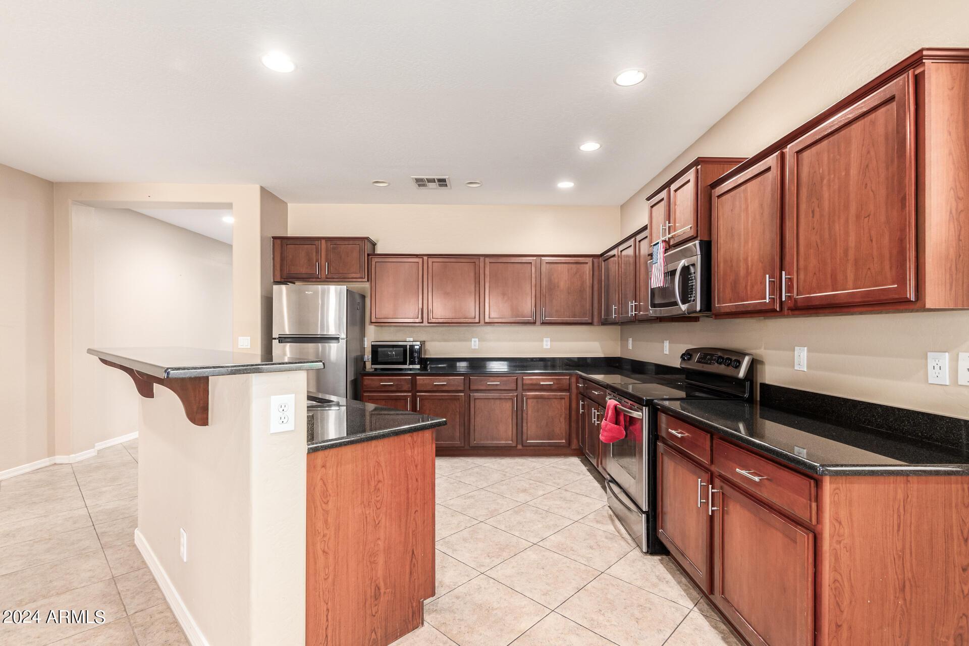 4706 S Twinleaf Drive