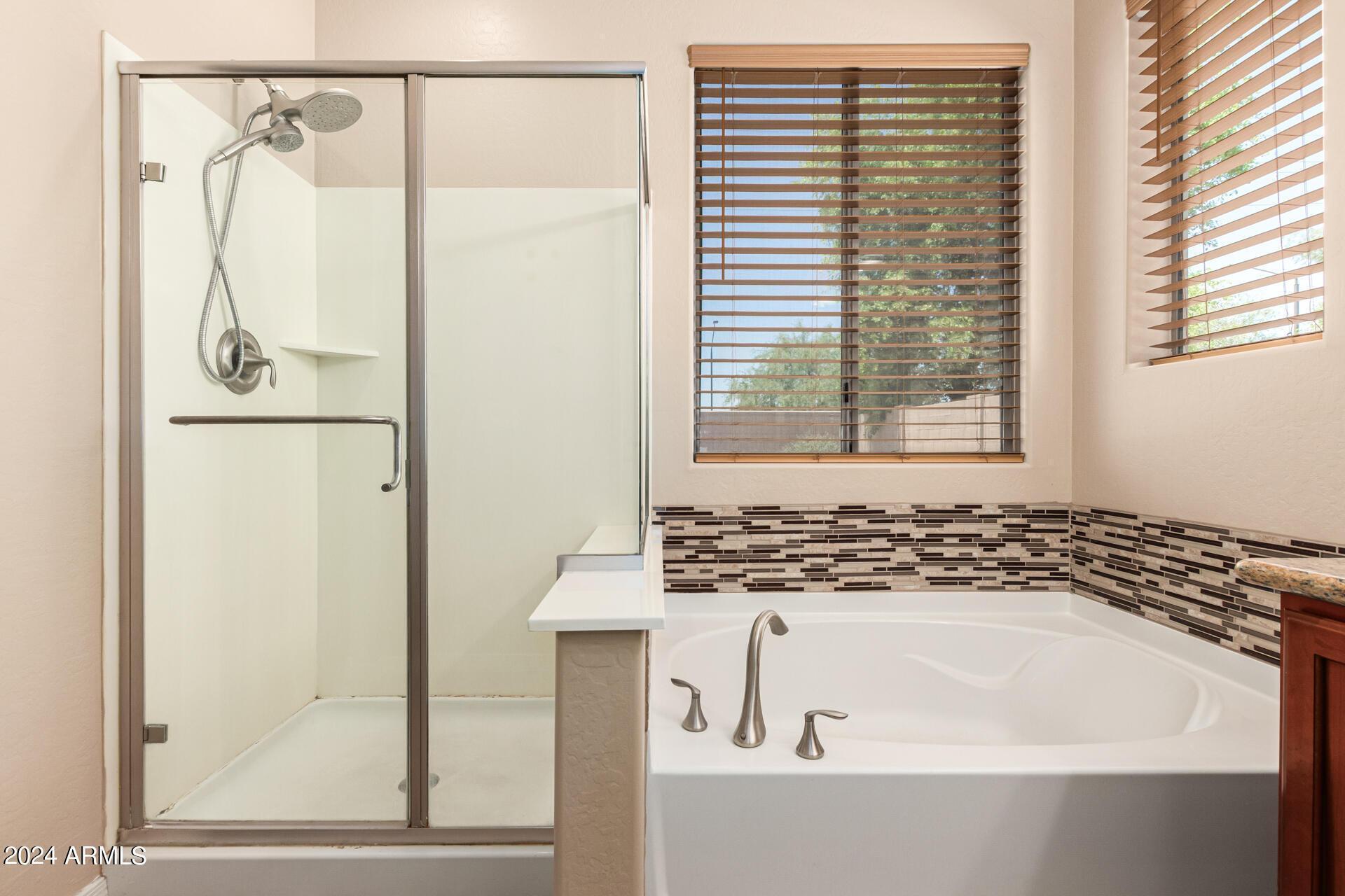 4706 S Twinleaf Drive